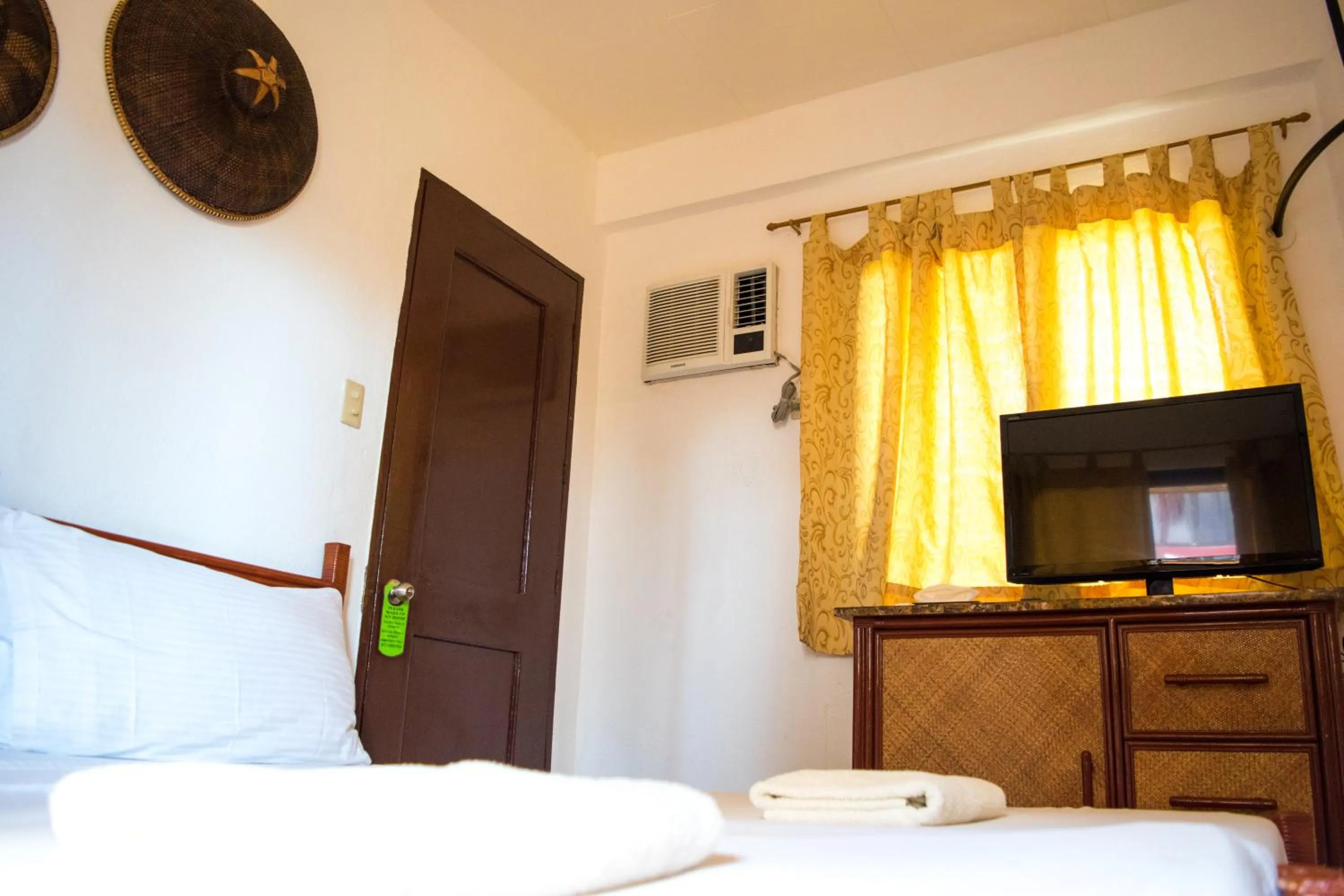 Other, Bed in Alona Vida Beach Resort