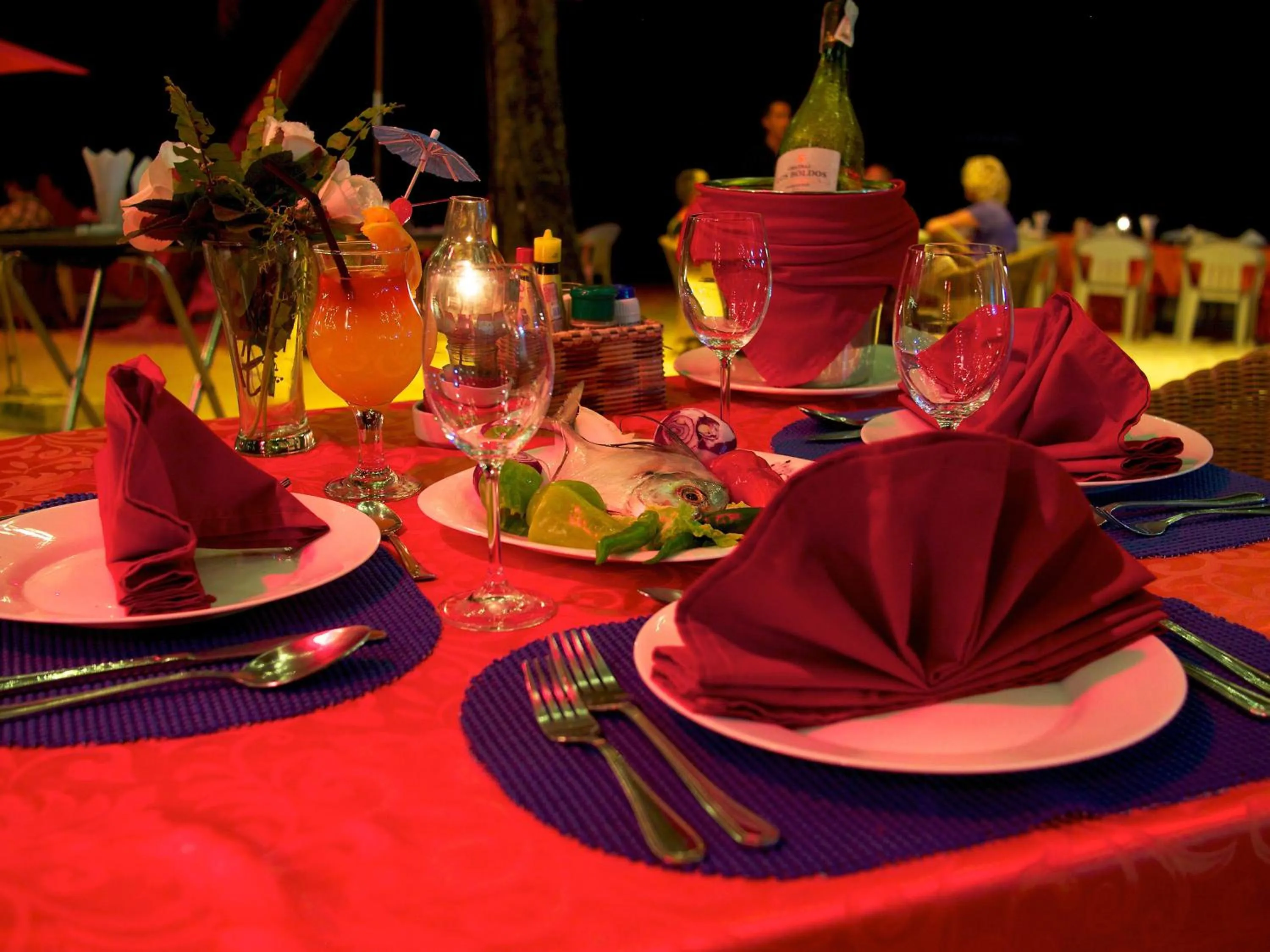 Restaurant/places to eat in Alona Vida Beach Resort