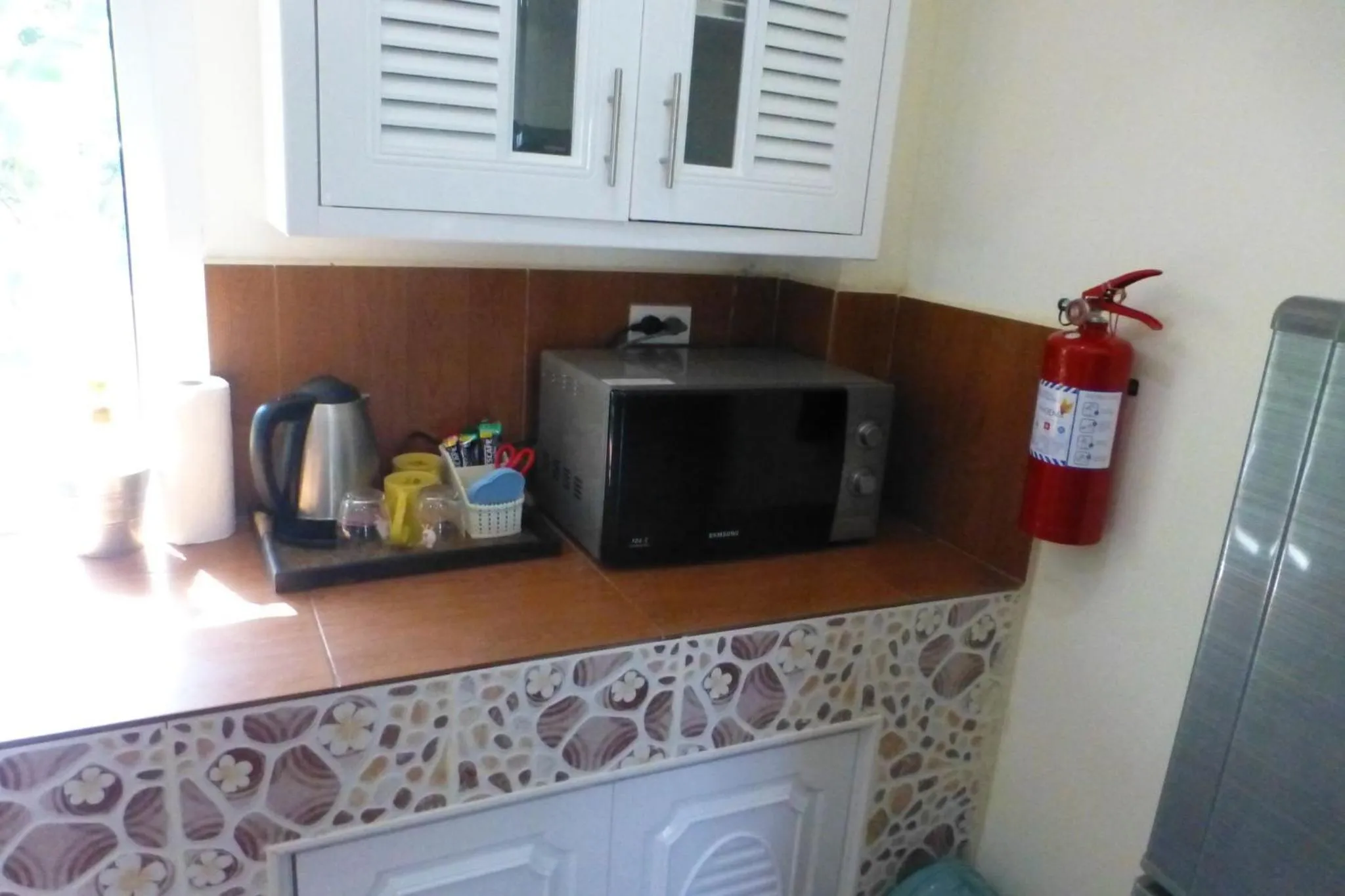 Restaurant/places to eat in 1 bedroom pool Villa Tropical fruit garden Fast Wifi Smart Tv