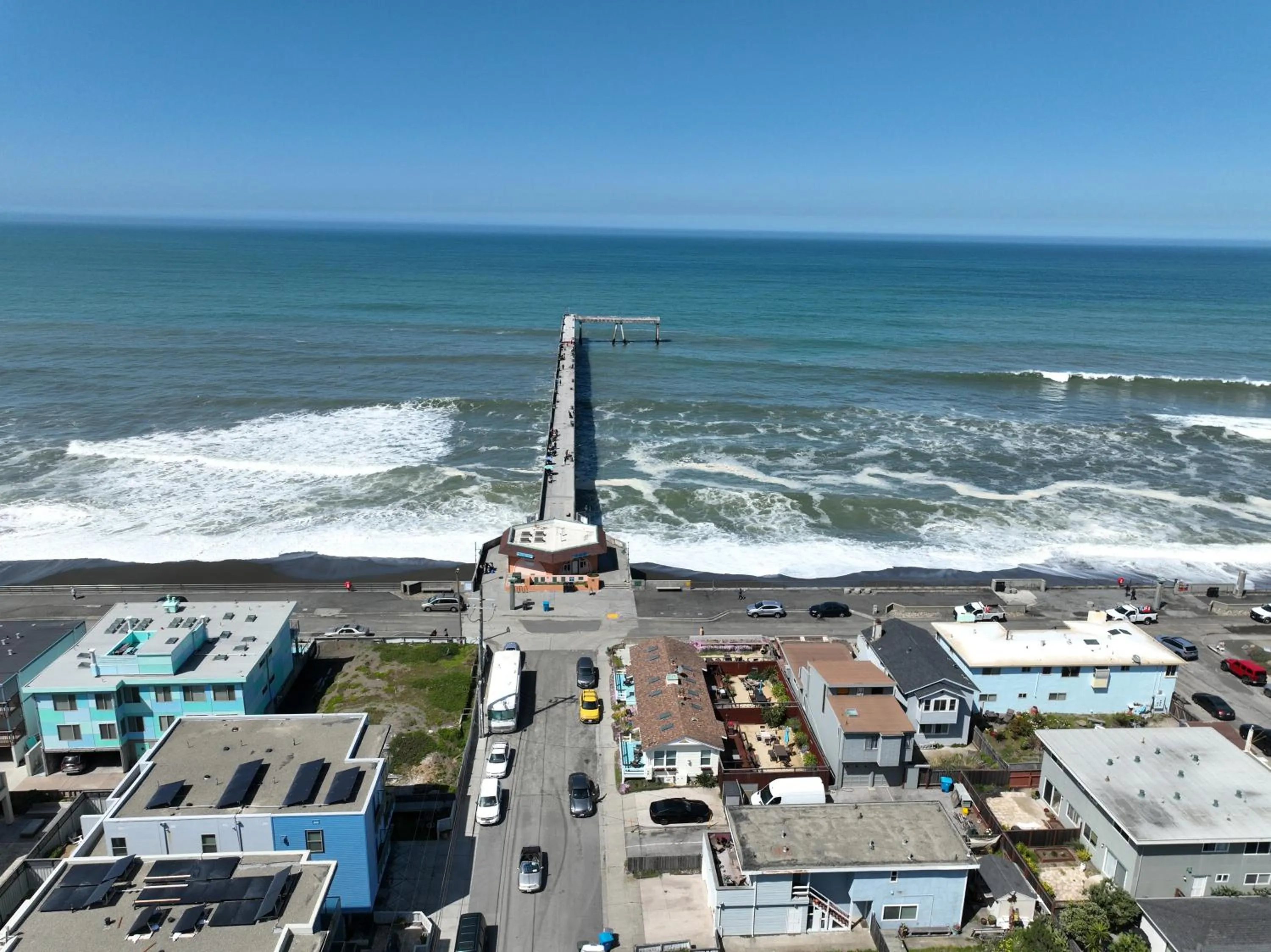 Beach in PACIFIC DRIFT San Francisco Pacifica