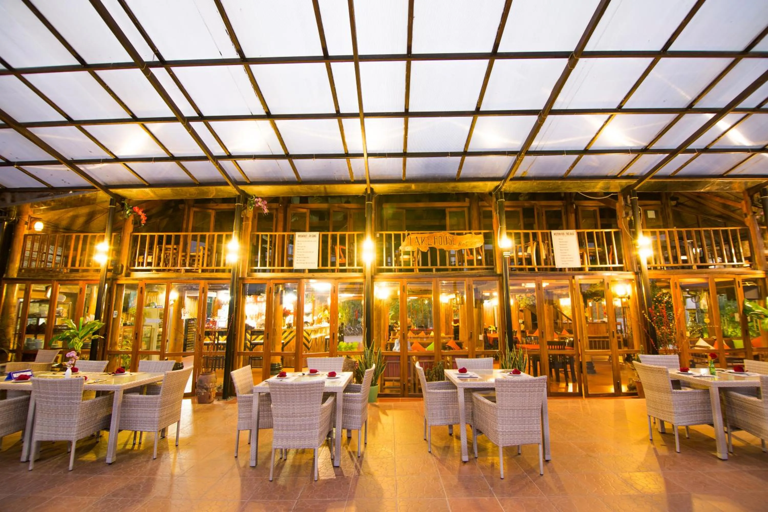 Restaurant/places to eat in Phong Nha Lake House Resort