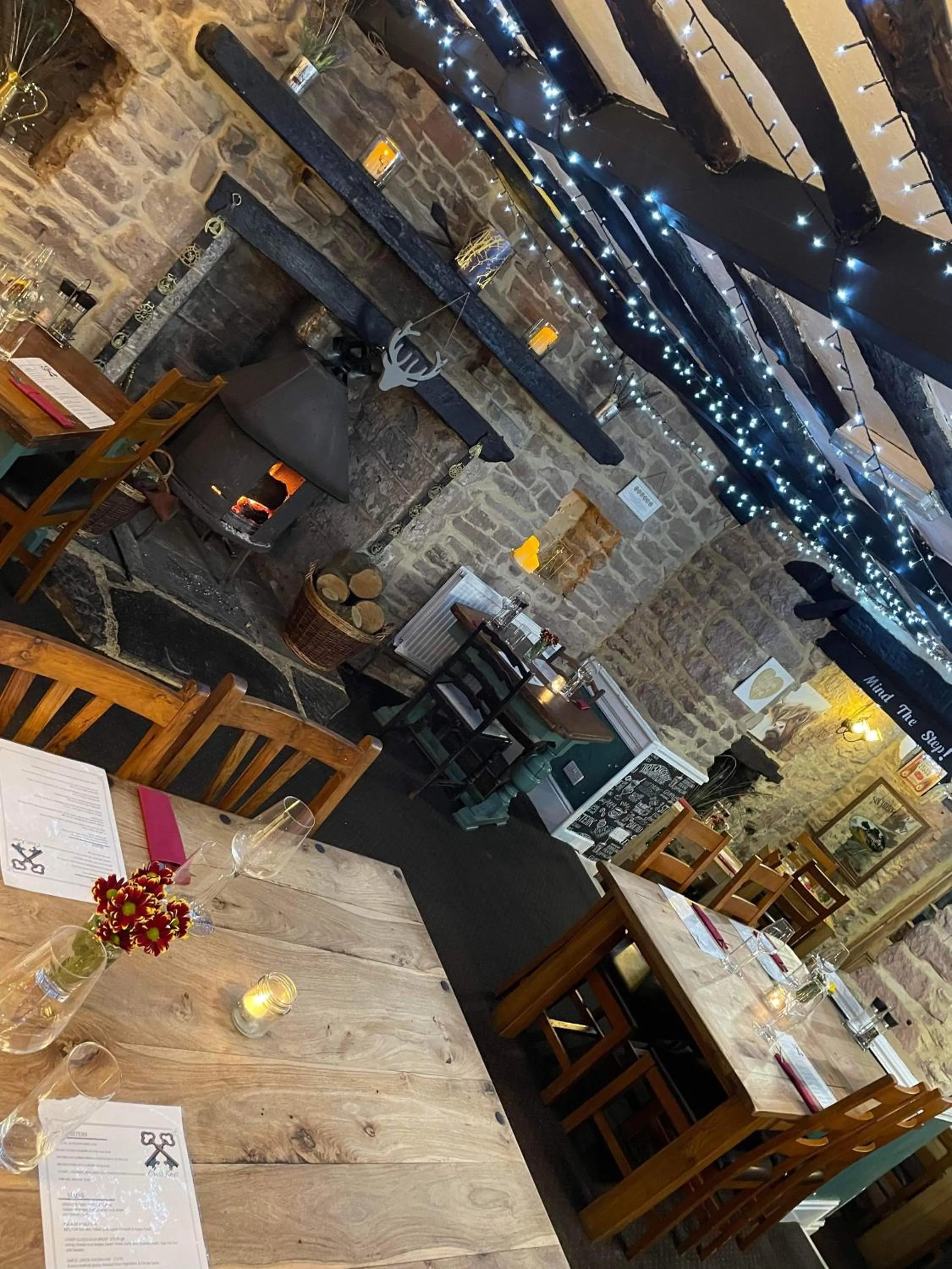 Restaurant/places to eat in Crosskeys Inn Guest Rooms in Wye Valley