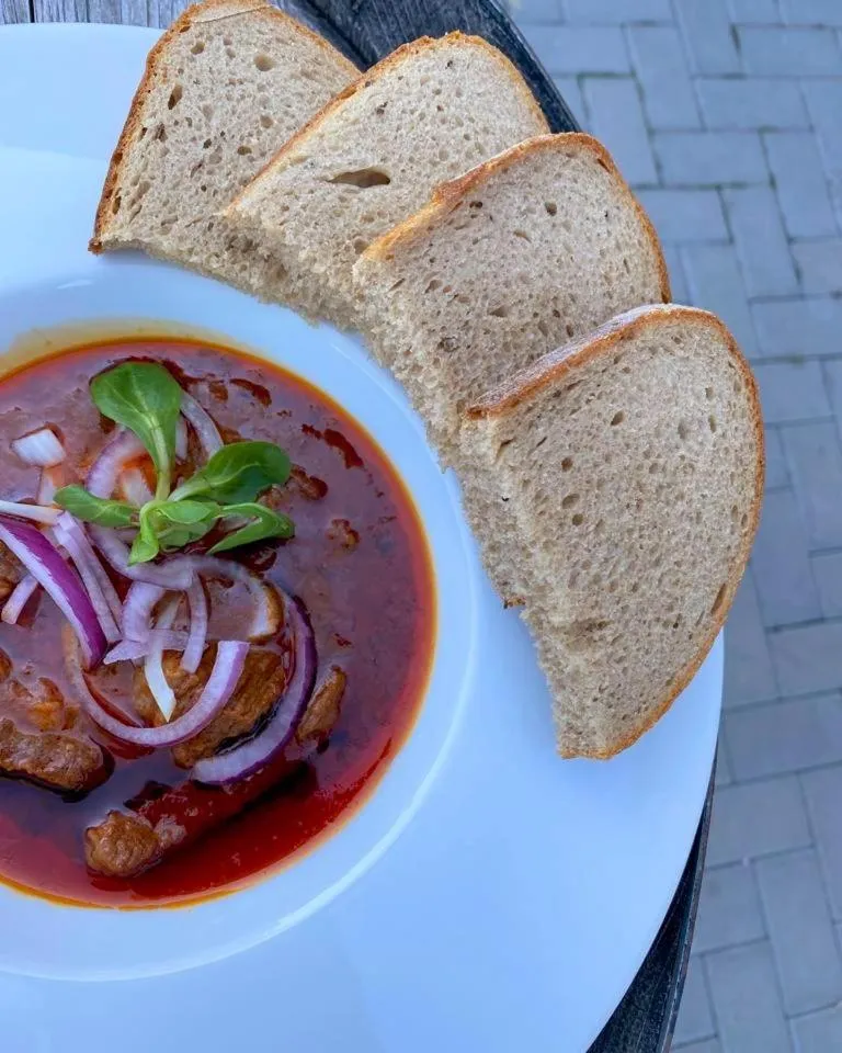 Food in Sousedi Pavlov