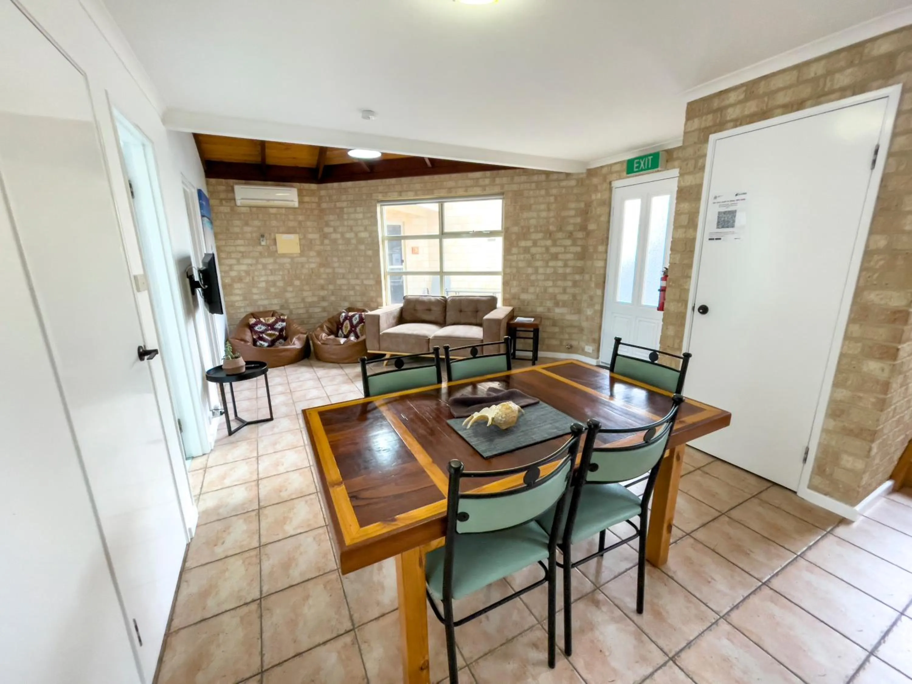 Esperance Foreshore Apartments