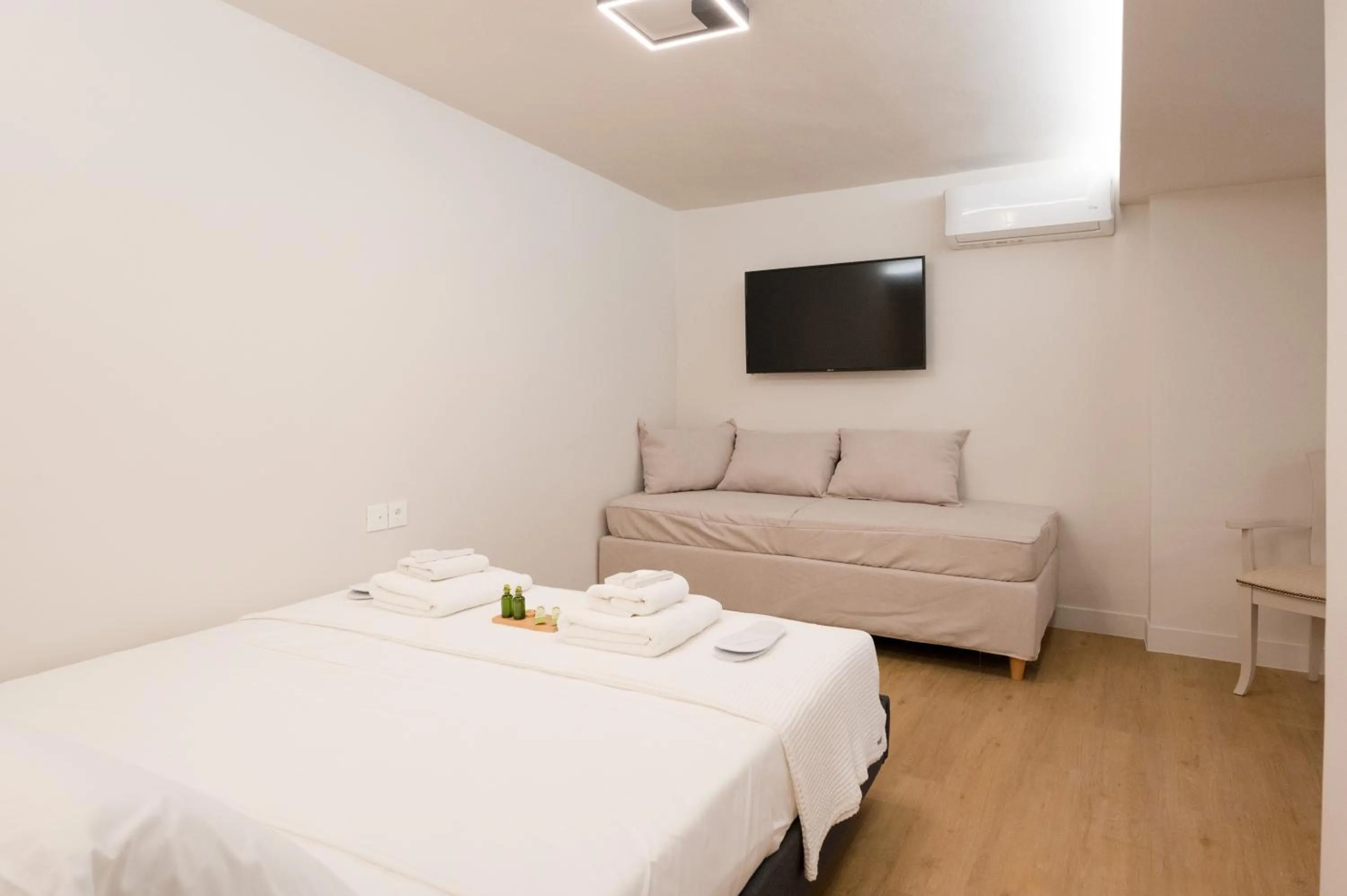 Bed in Hanim Boutique Hotel