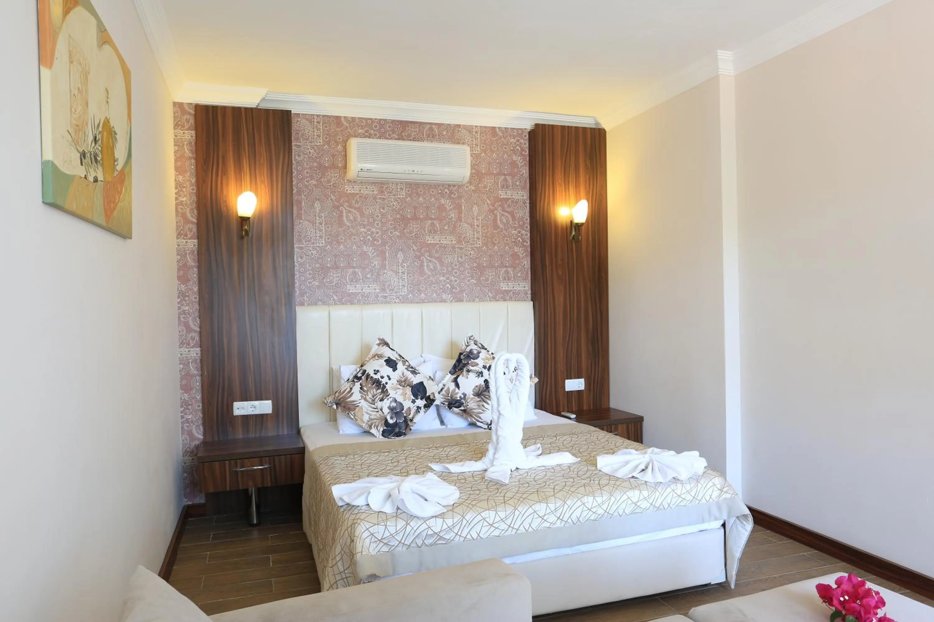 Bedroom, Bed in Tymnos Hotel