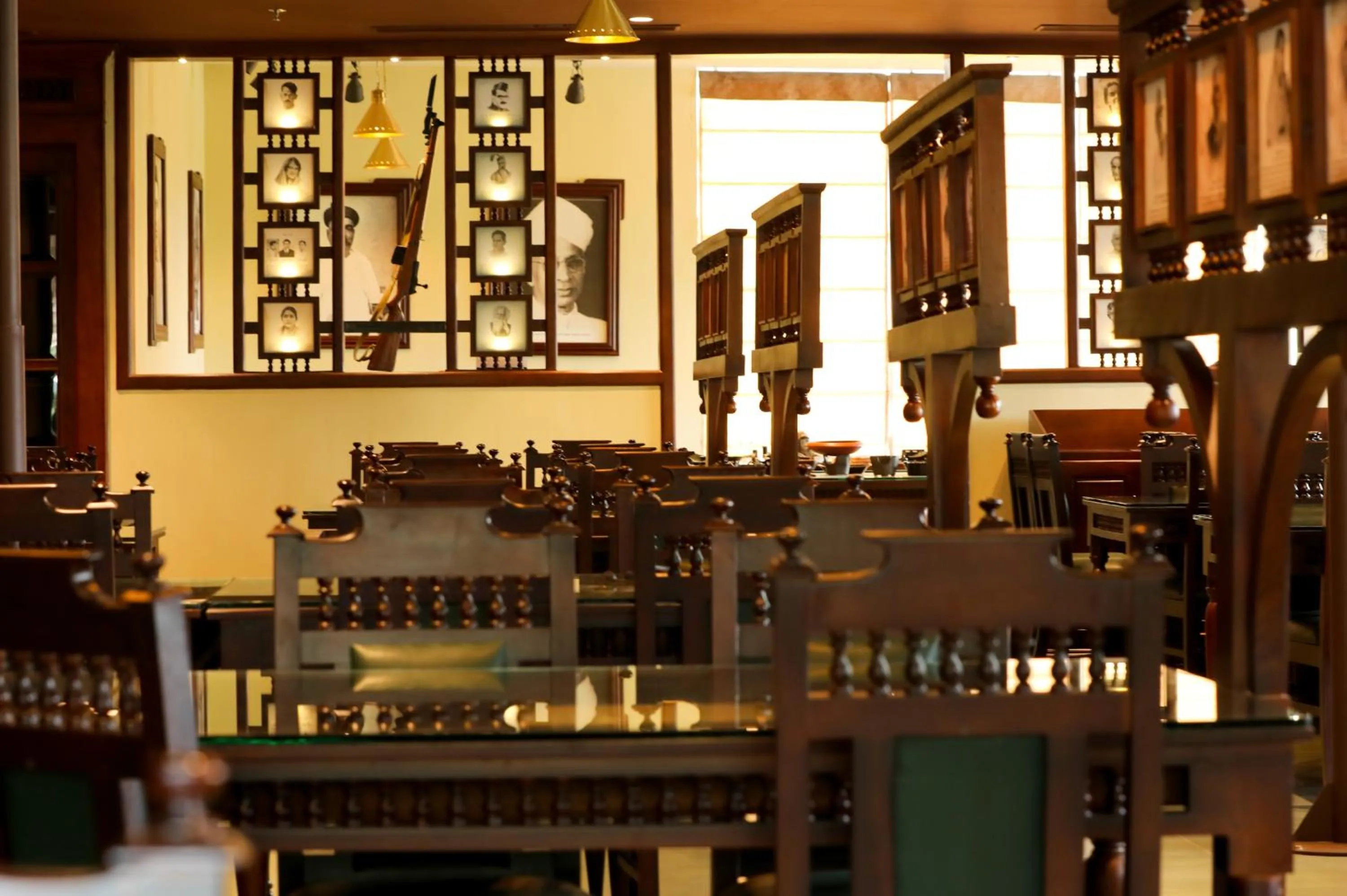 Restaurant/places to eat in The Times Hotel