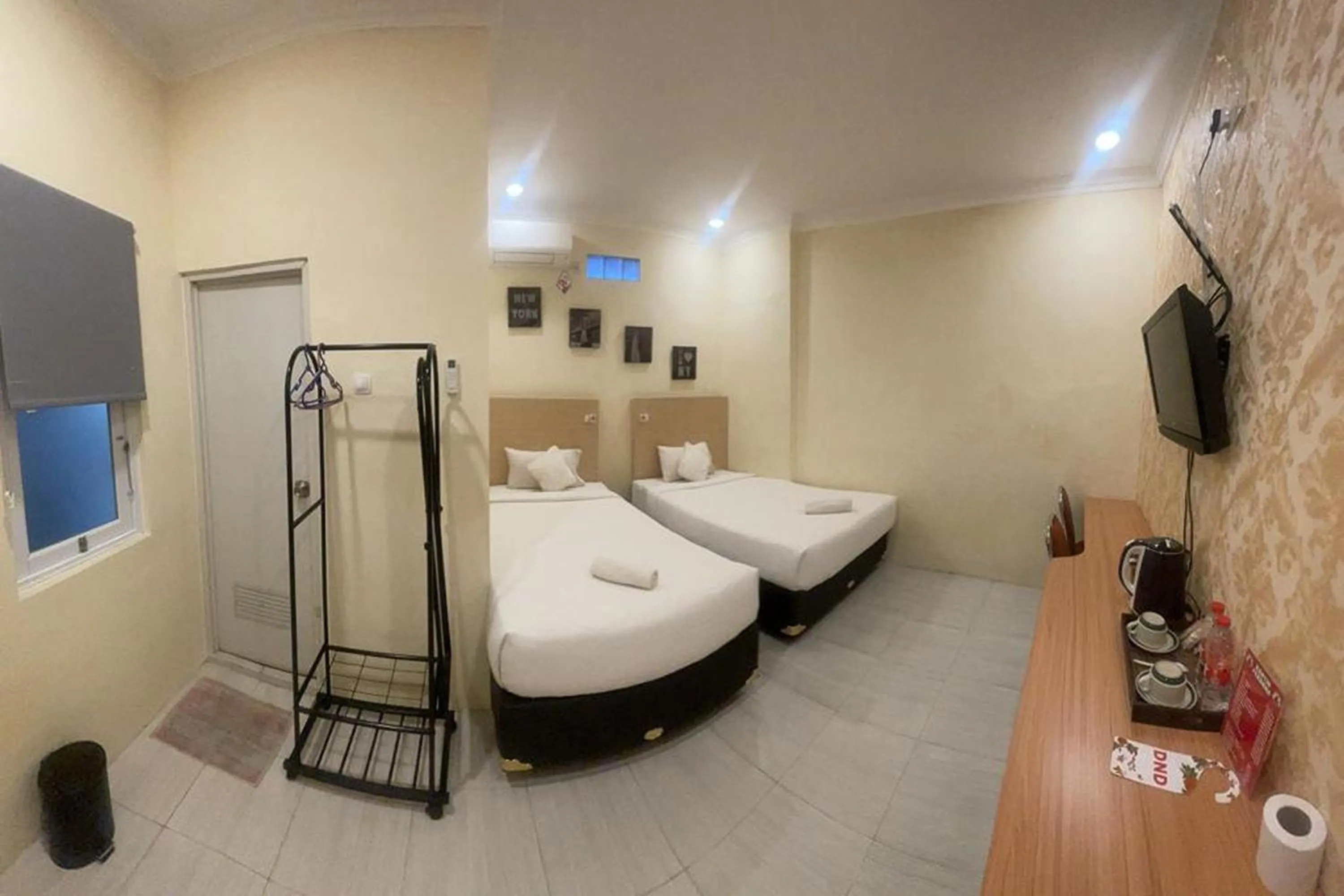 Bed in Perdana Kasih Hotel Klaten