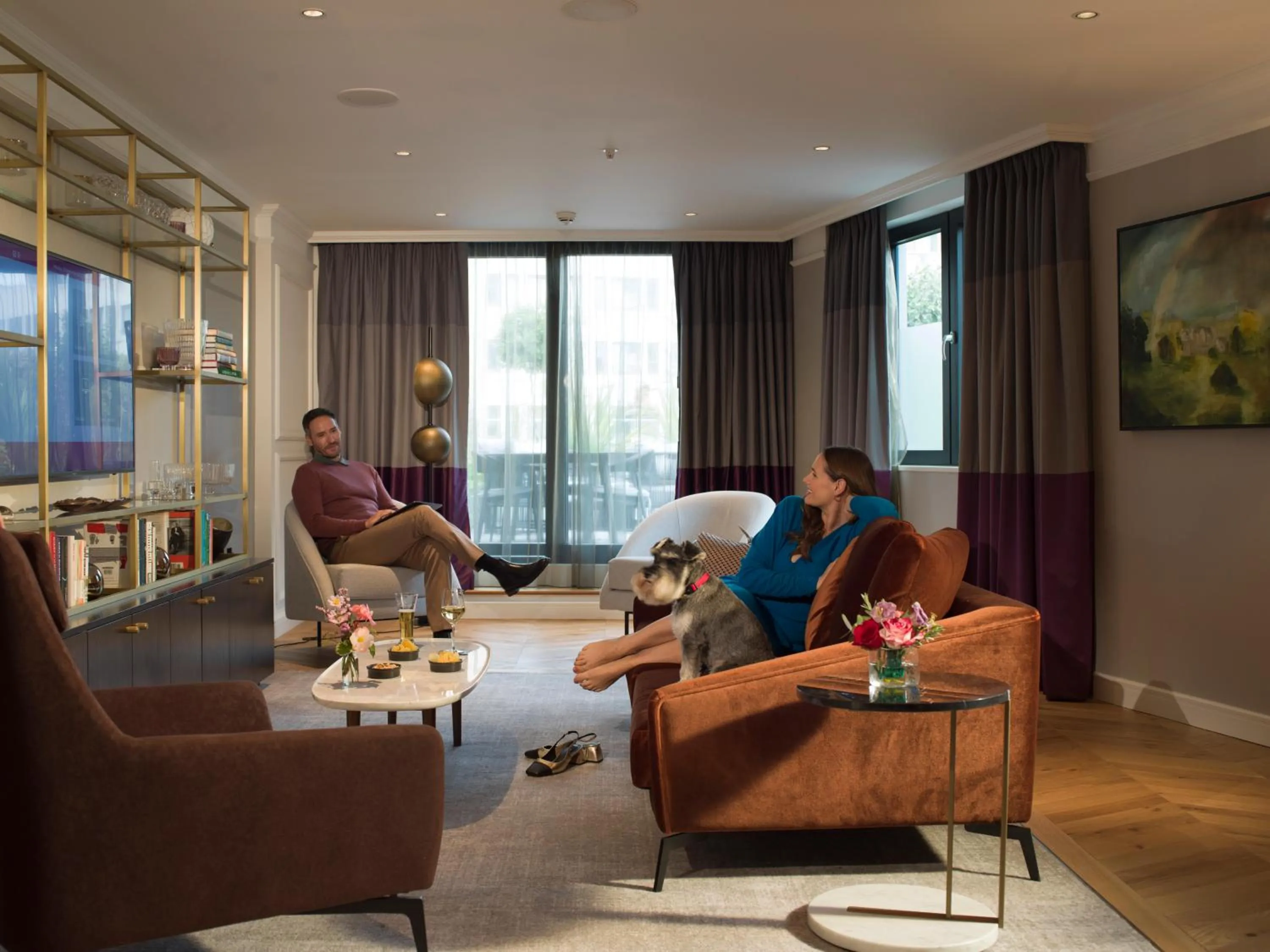 Living room in The Guardsman - Preferred Hotels and Resorts