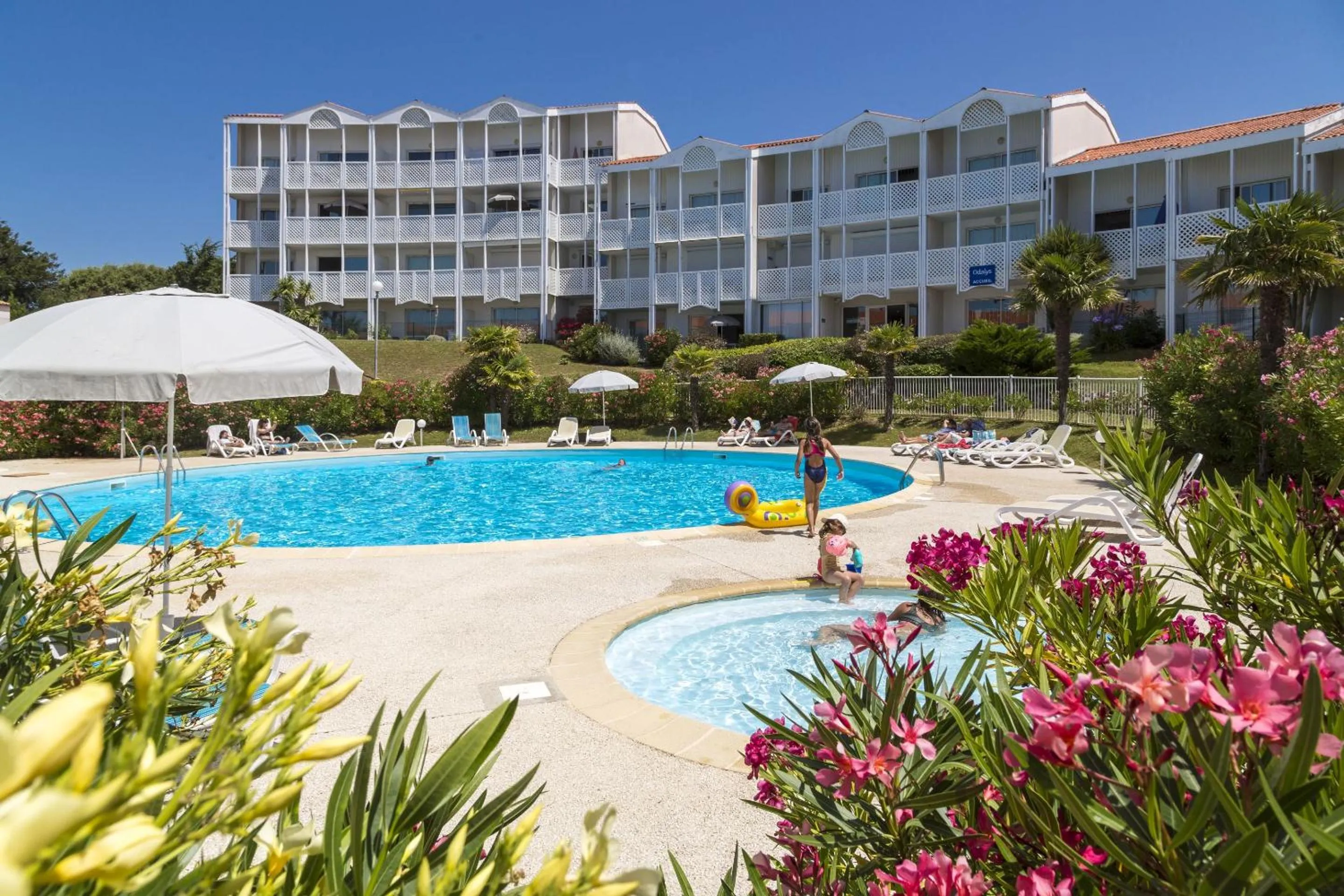 Swimming pool in Résidence Odalys Les Terrasses de Fort Boyard