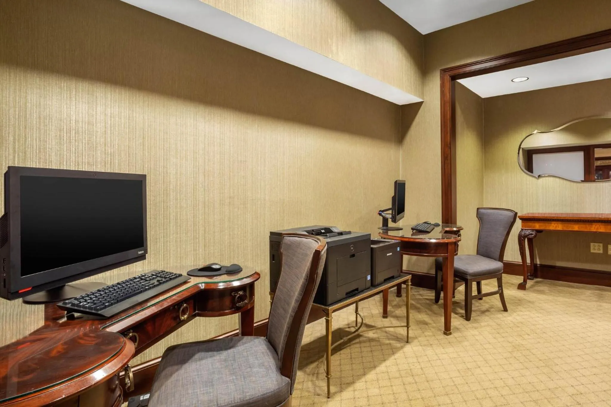 Business facilities in Omni New Haven Hotel at Yale