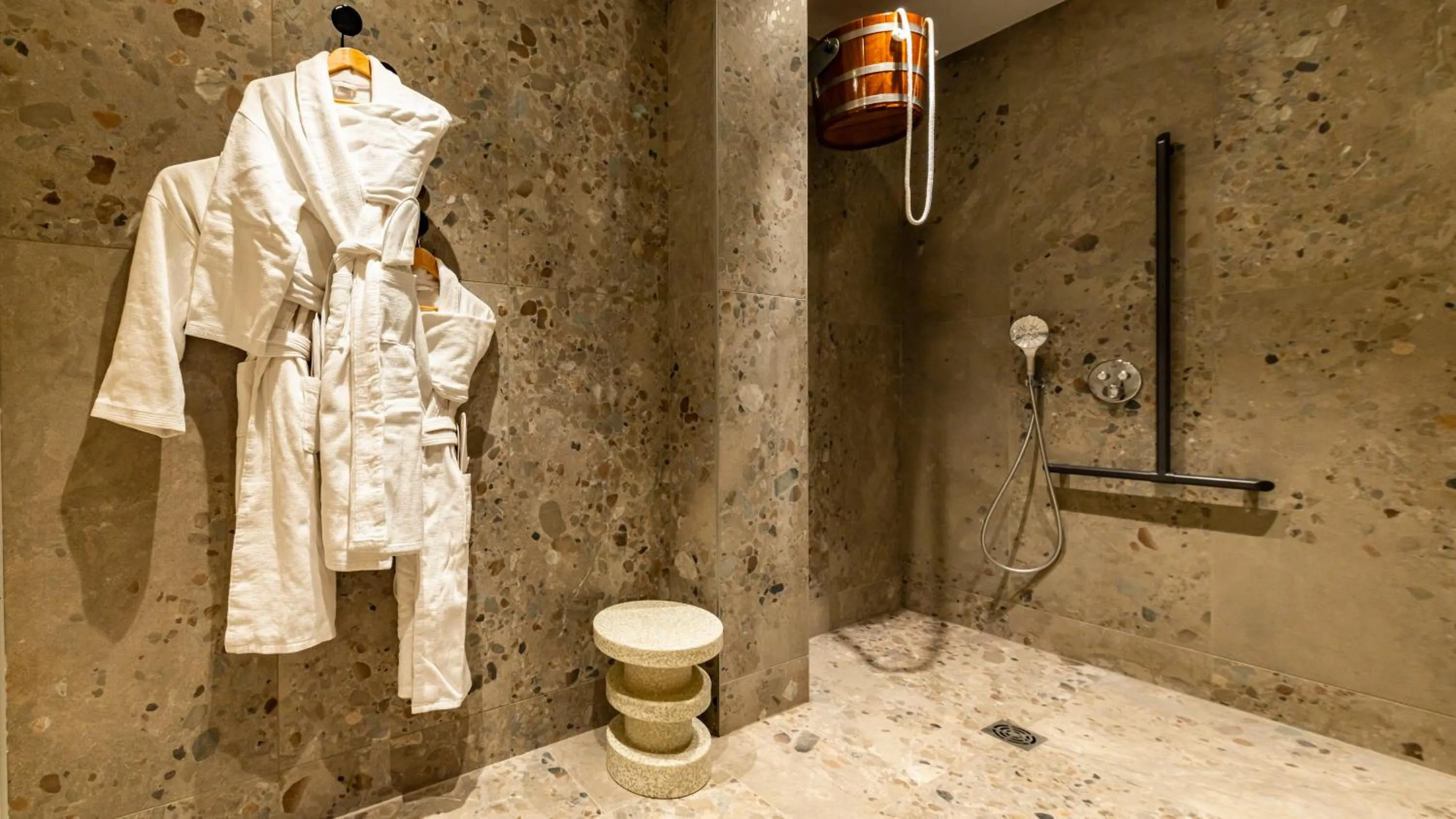 Shower in Continental Hotel