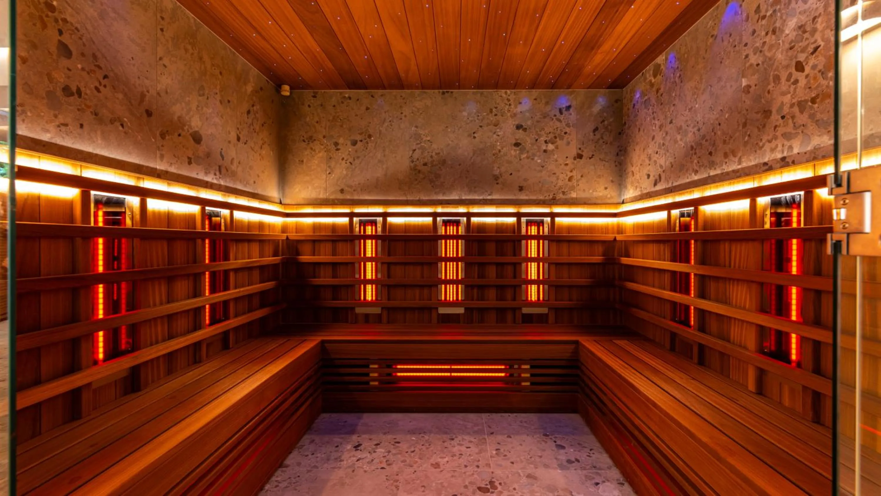 Sauna in Continental Hotel