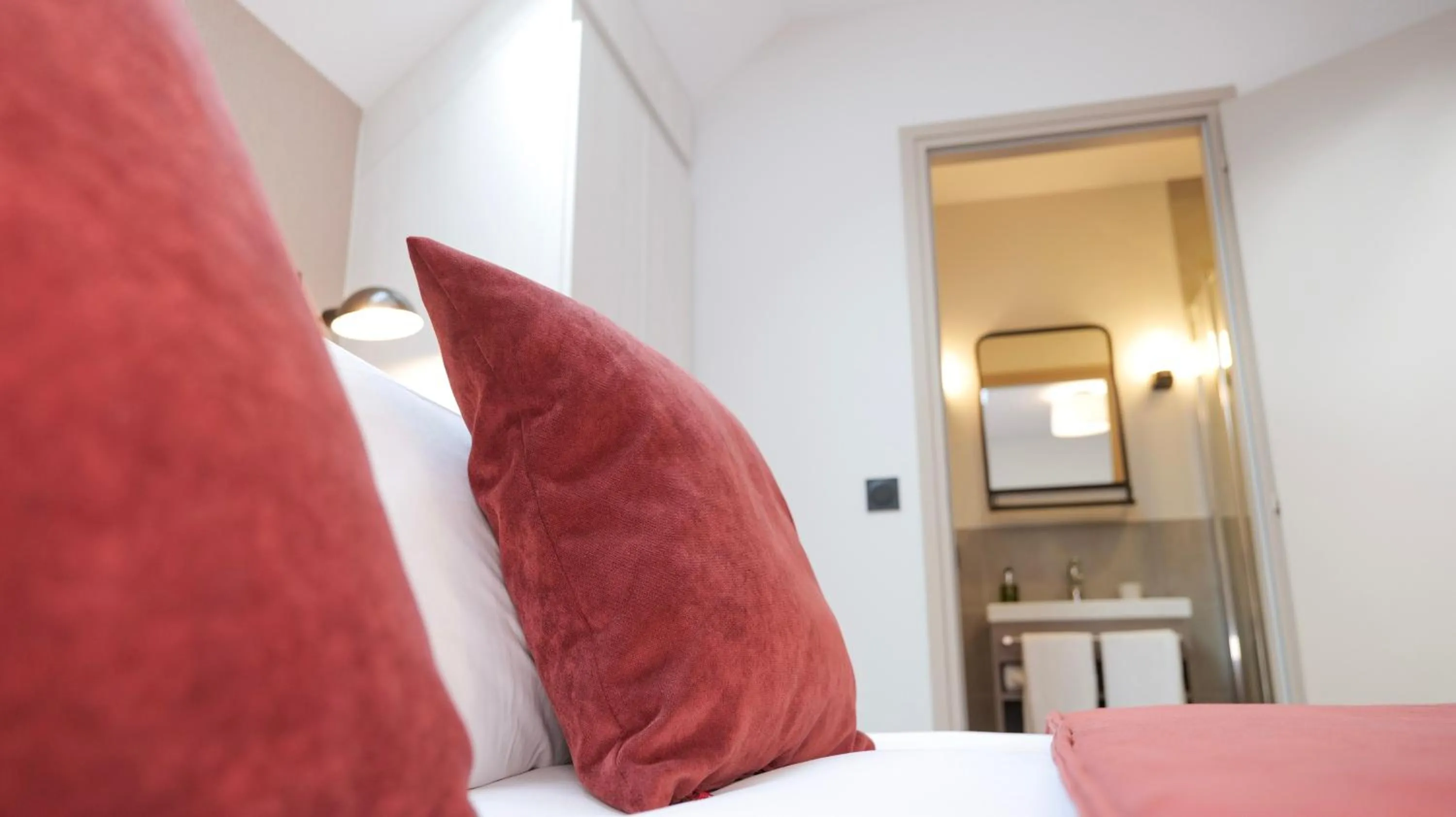 Bedroom, Bed in Le Génépy - Appart'hôtel de Charme