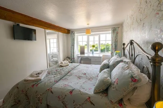 Bedroom, Bed in The Haven Inn Limited