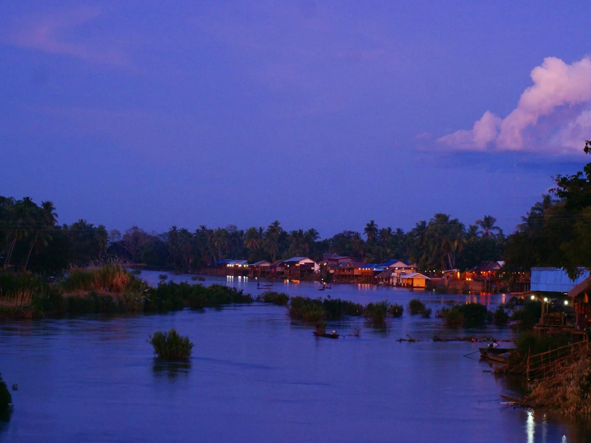 Area and facilities in Sala Done Khone Hotel