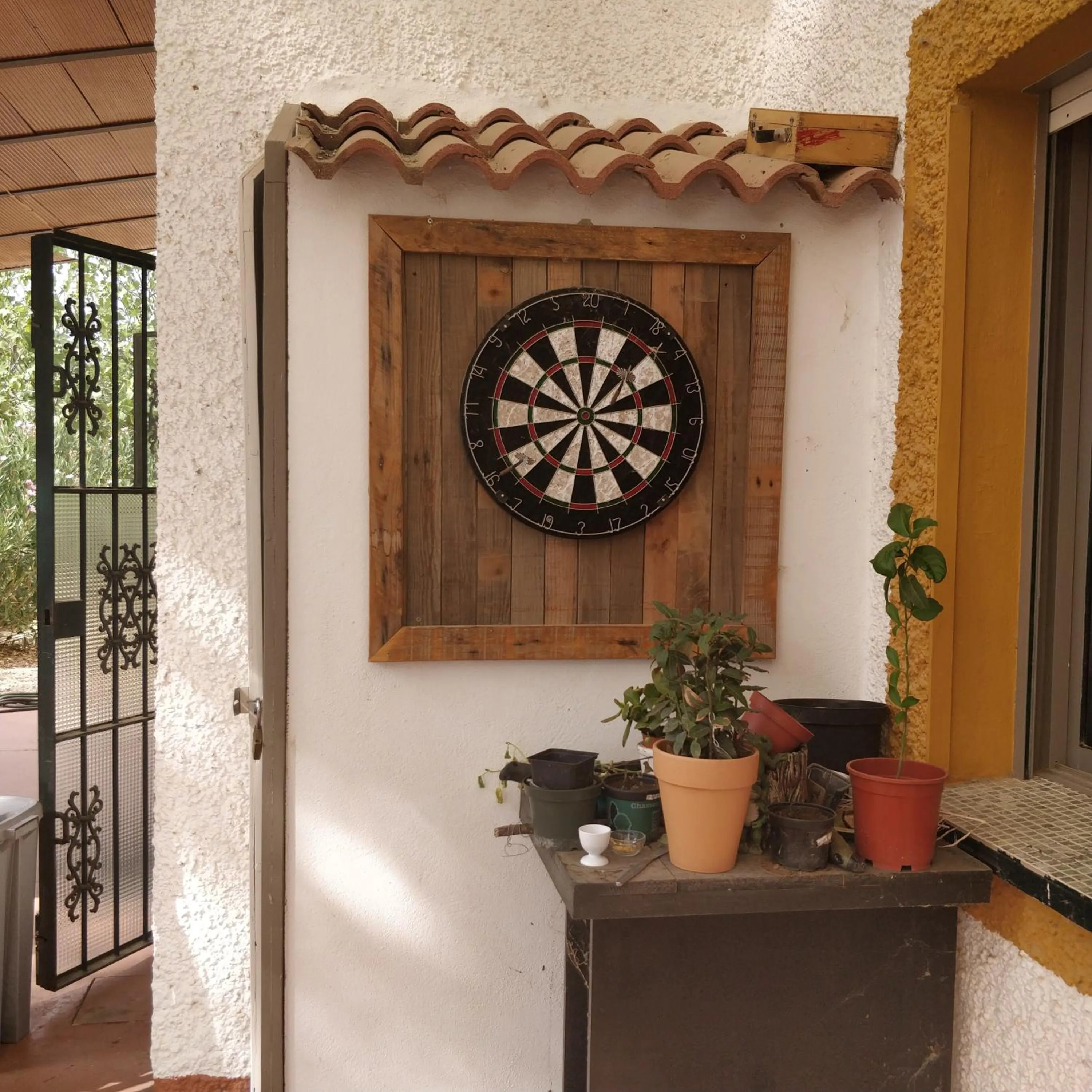 Darts in Cortijo Los Conquistadores