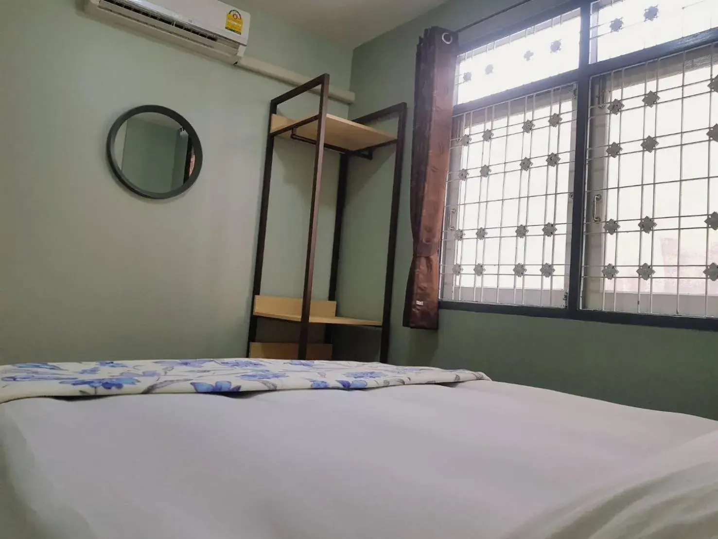 Budget Double Room in Baan U-Sabai บ้านอยู่สบาย Budget Double Room in Baan U-Sabai บ้านอยู่สบาย