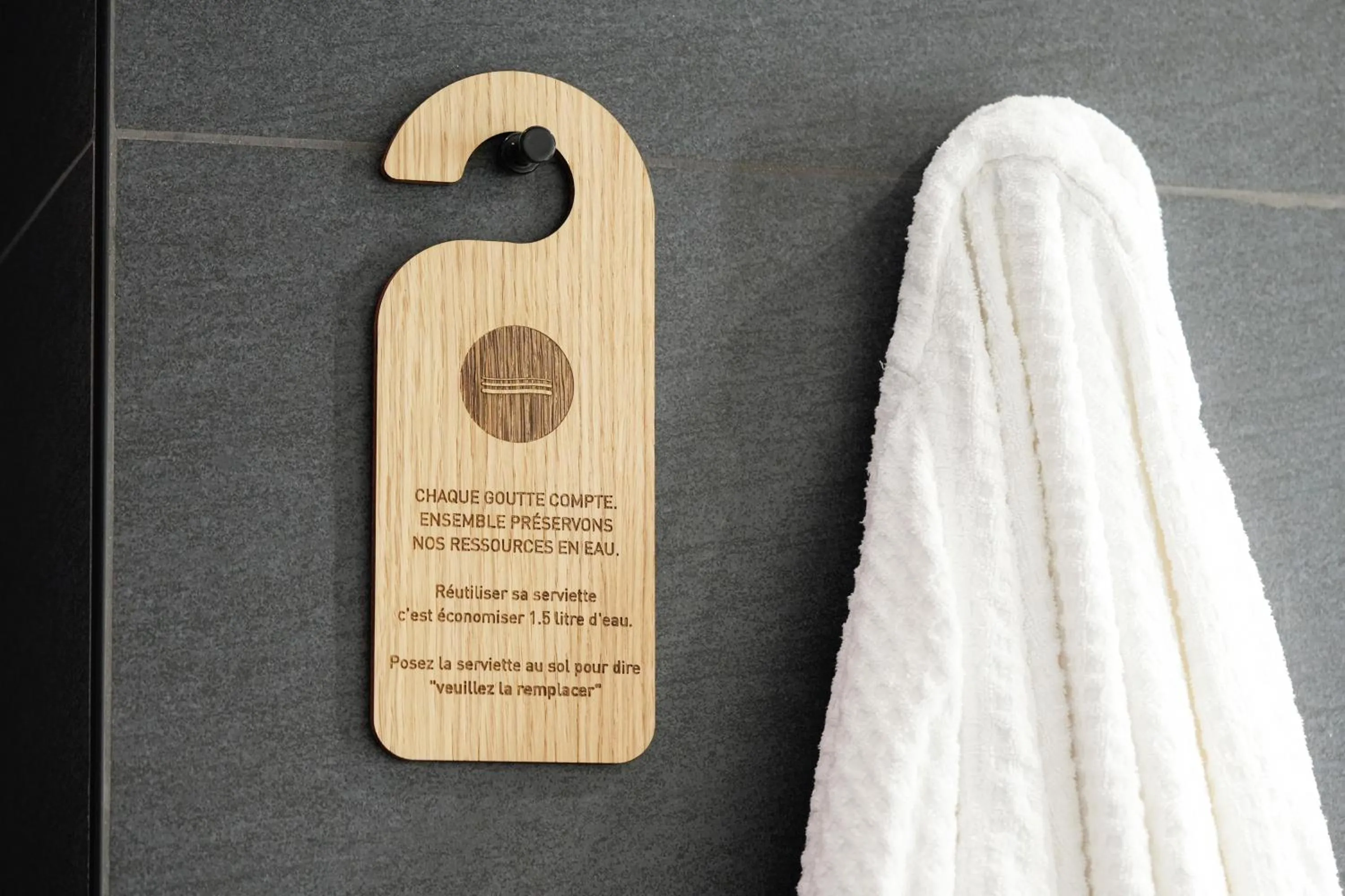 room service in Thalazur Antibes - Hôtel & Spa