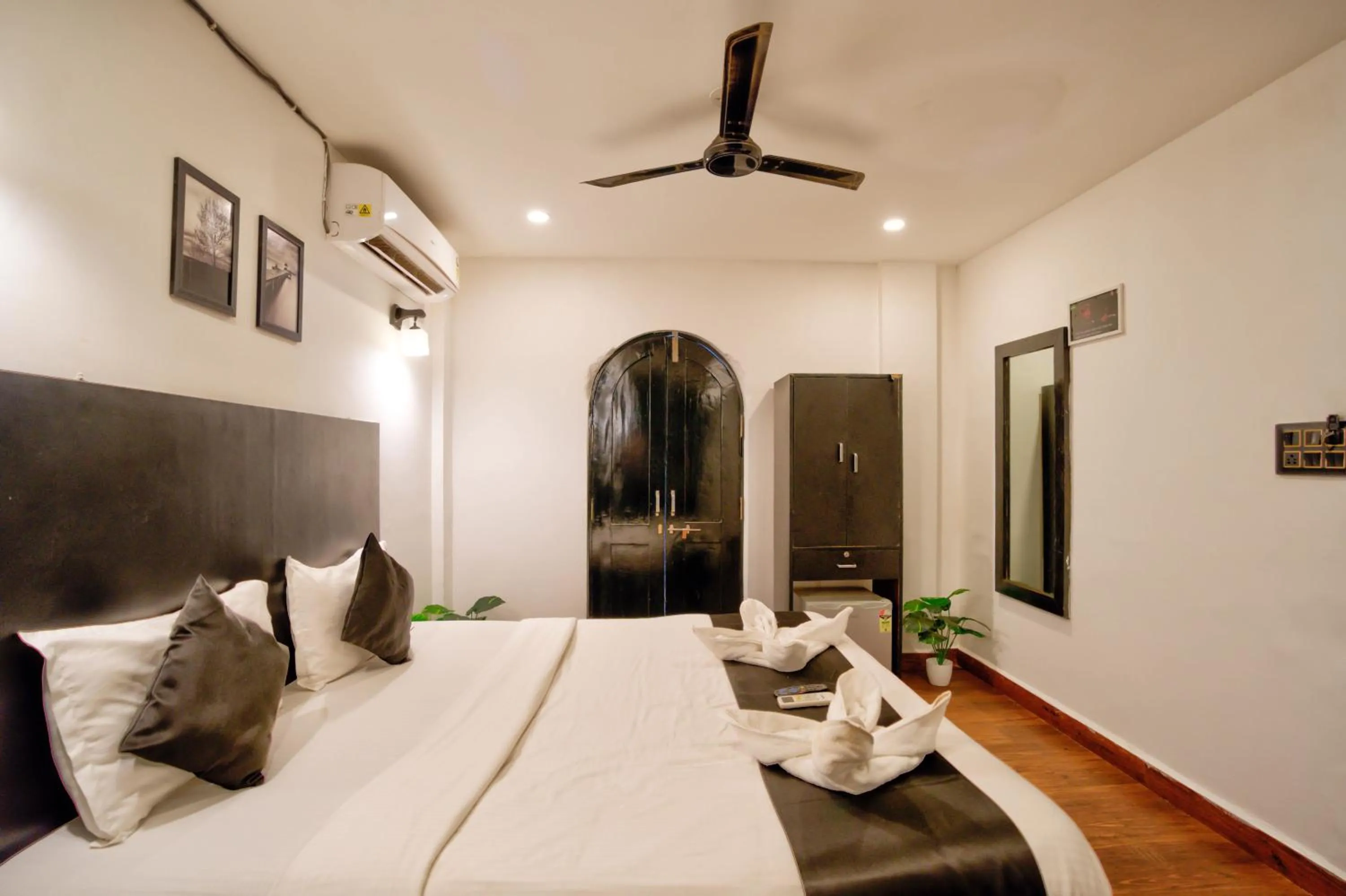 Bed in Hotel Vaggi's Place