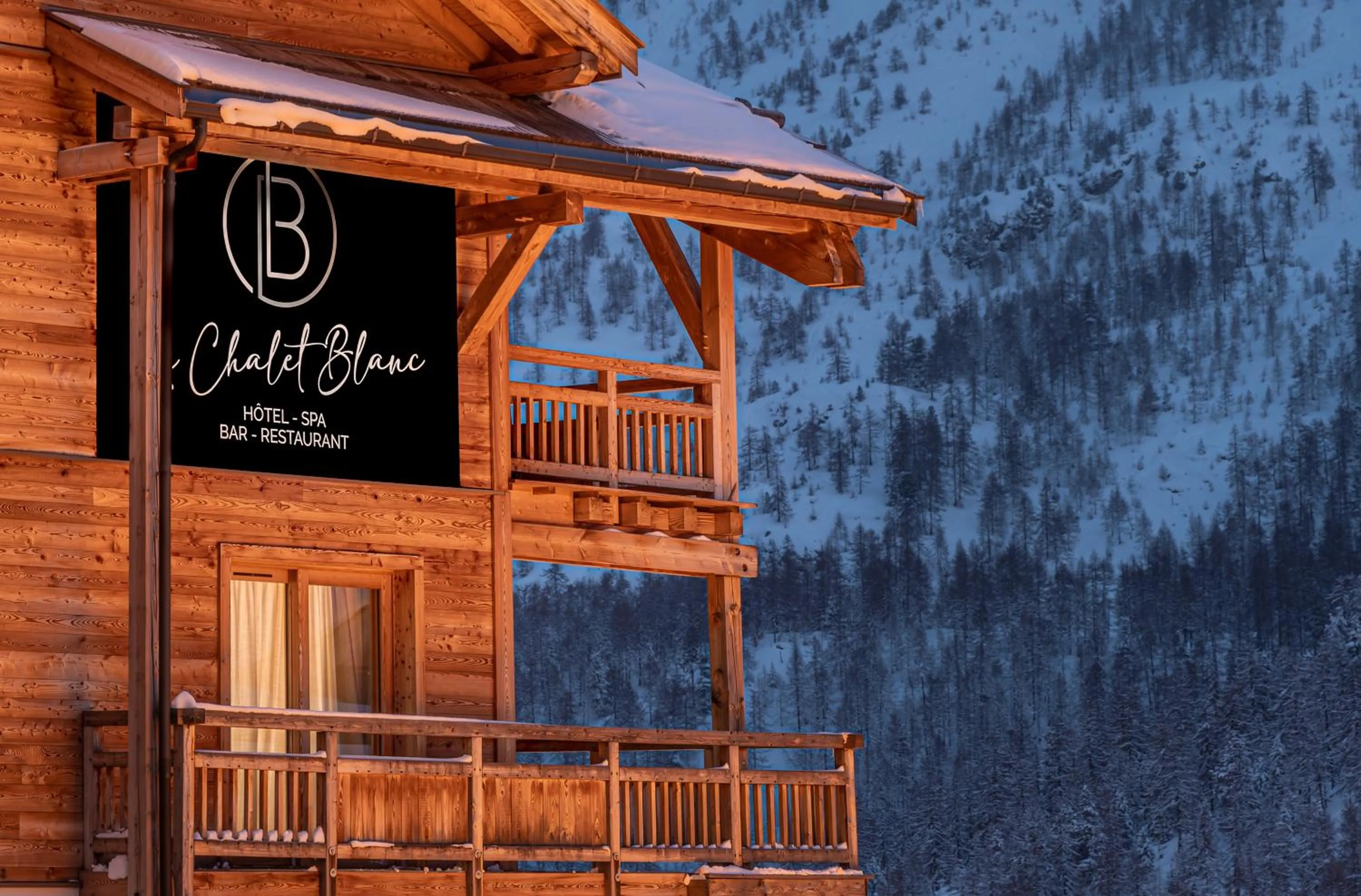 Le Chalet Blanc Hôtel & Spa