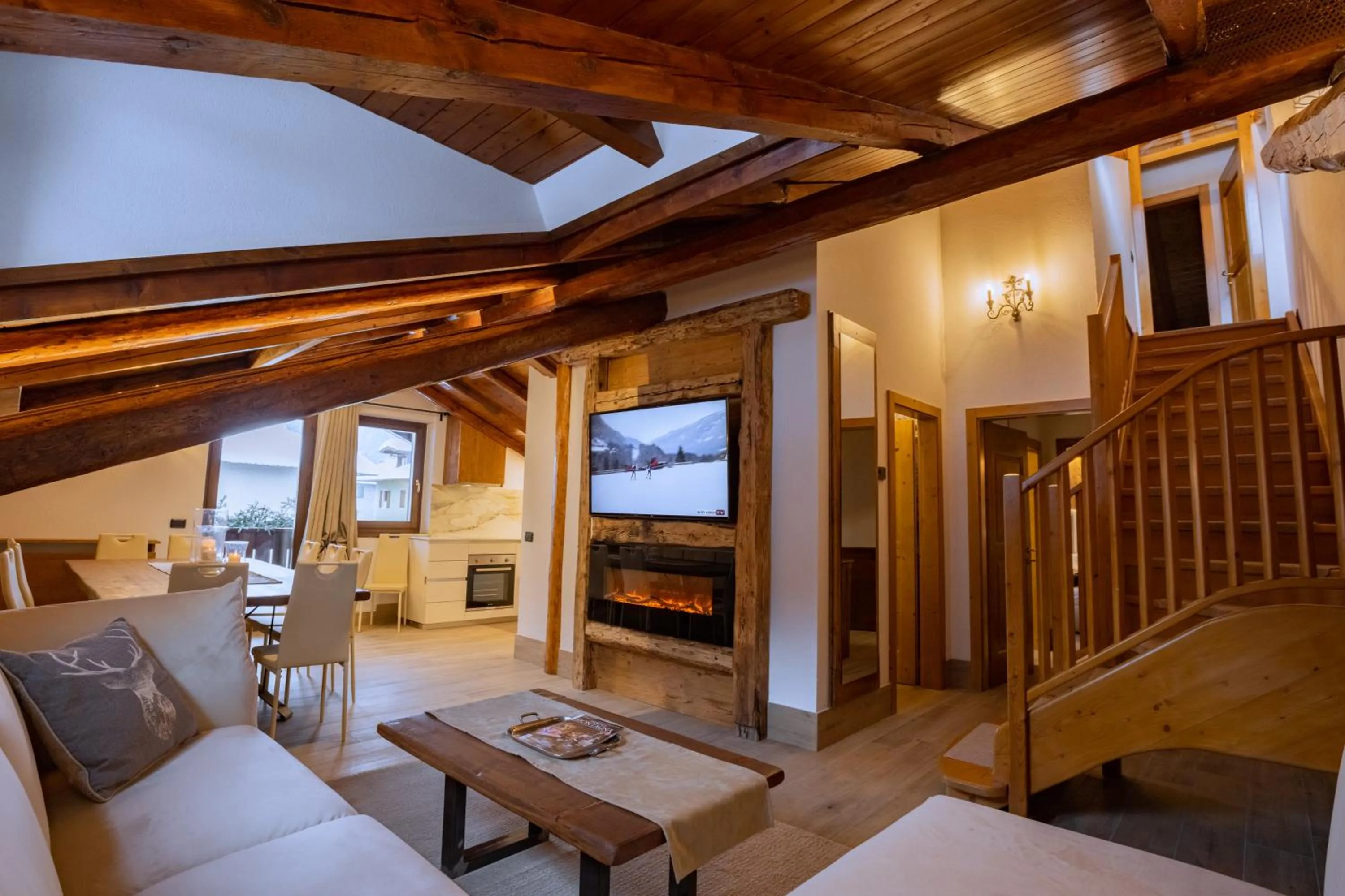 Communal lounge/ TV room in Residenza Marconi