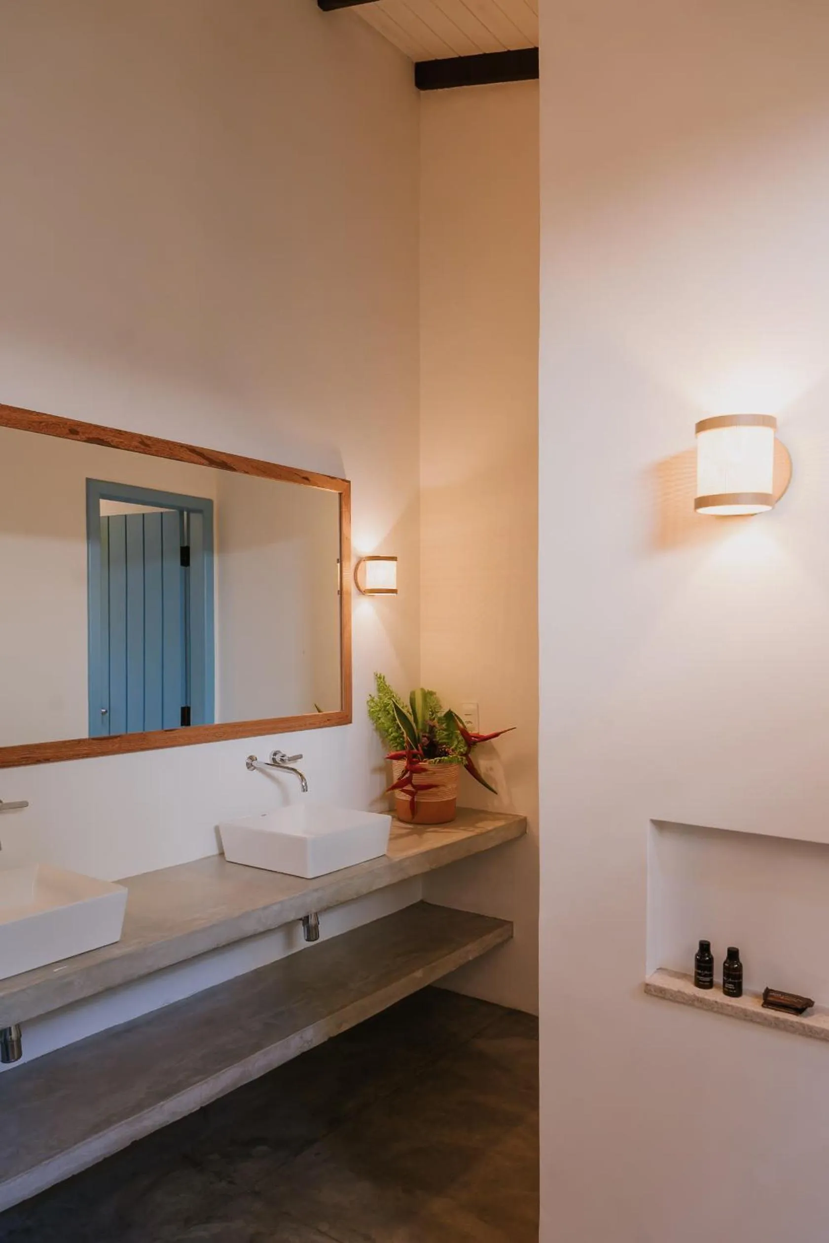 Bathroom in Aqualtune Pousada