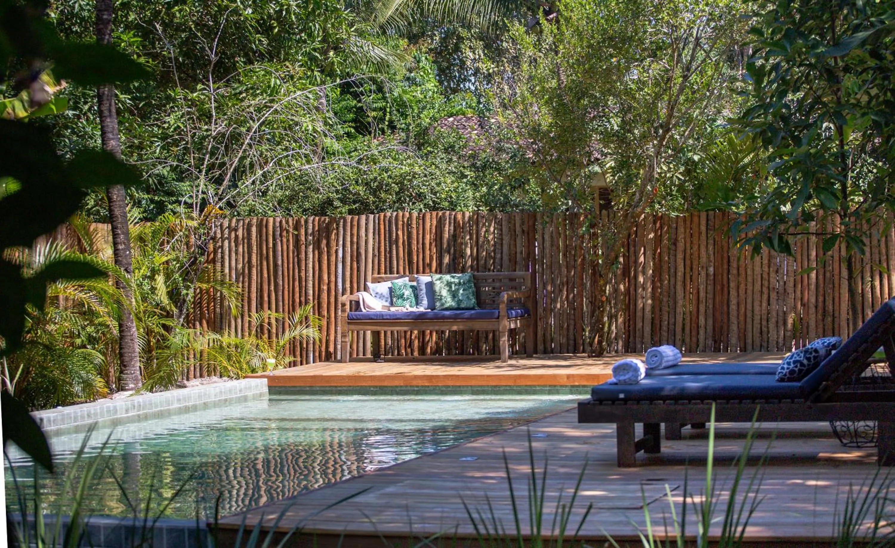 Swimming pool in Aqualtune Pousada