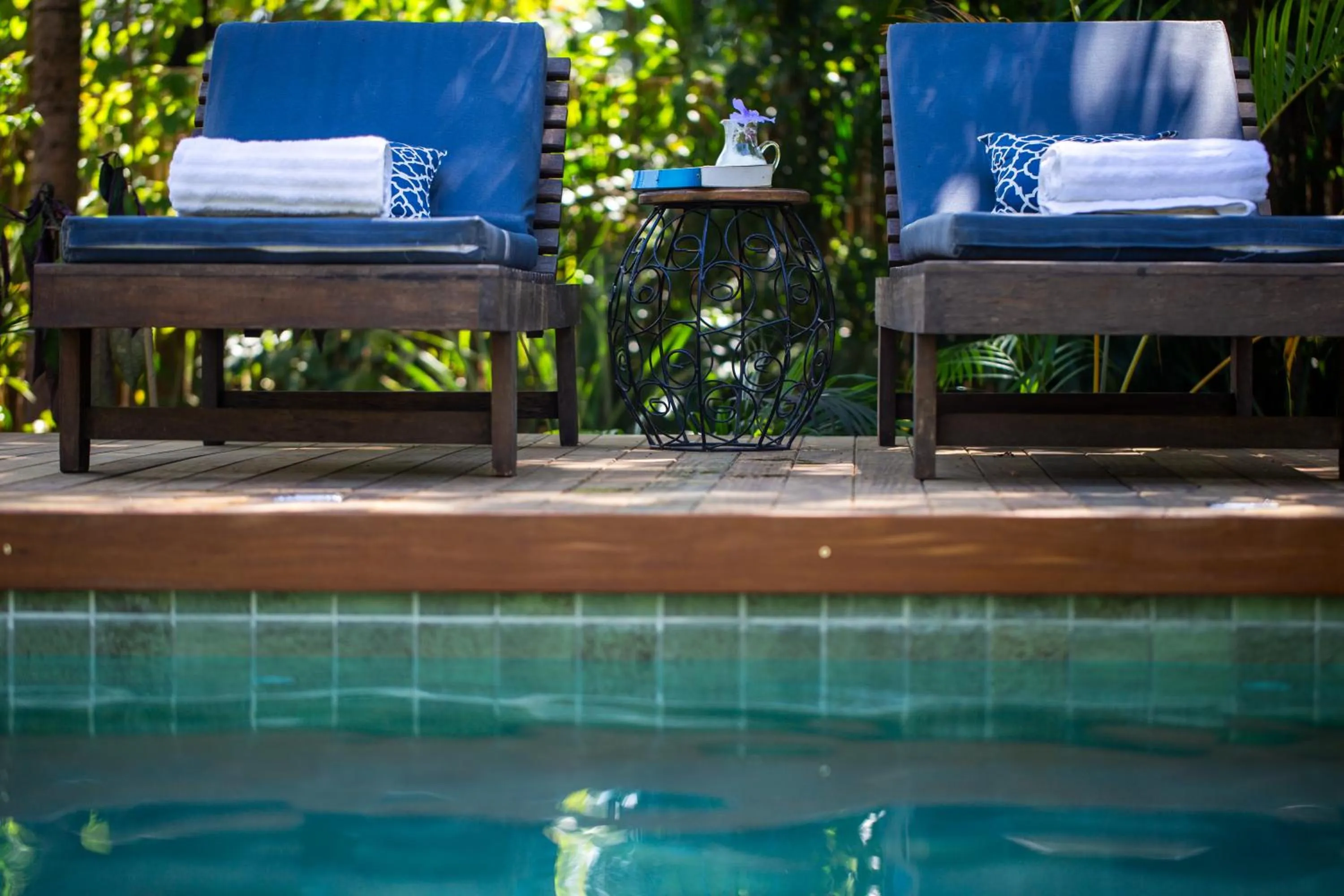 Swimming pool in Aqualtune Pousada