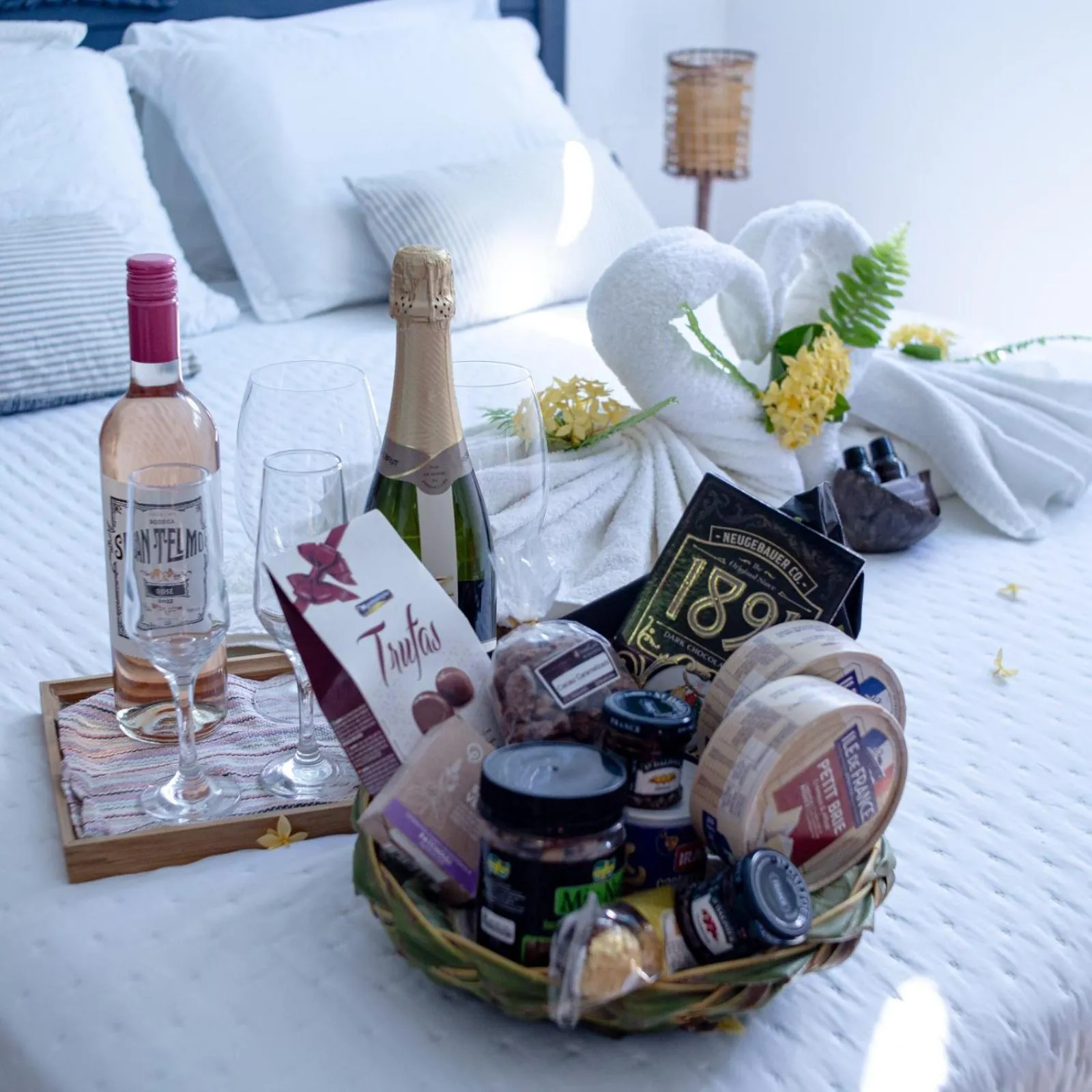 Food and drinks in Aqualtune Pousada