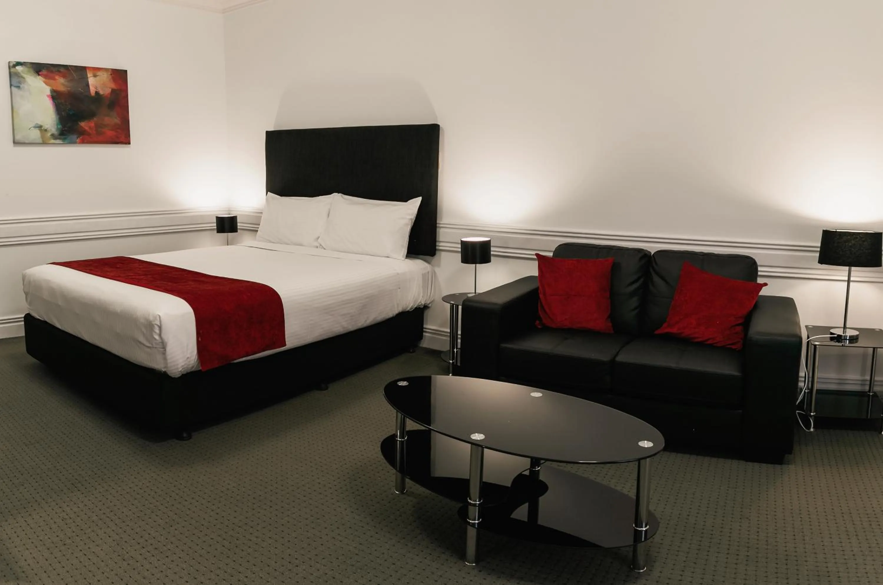 Bed in Melbourne Kew Central Apartments Official