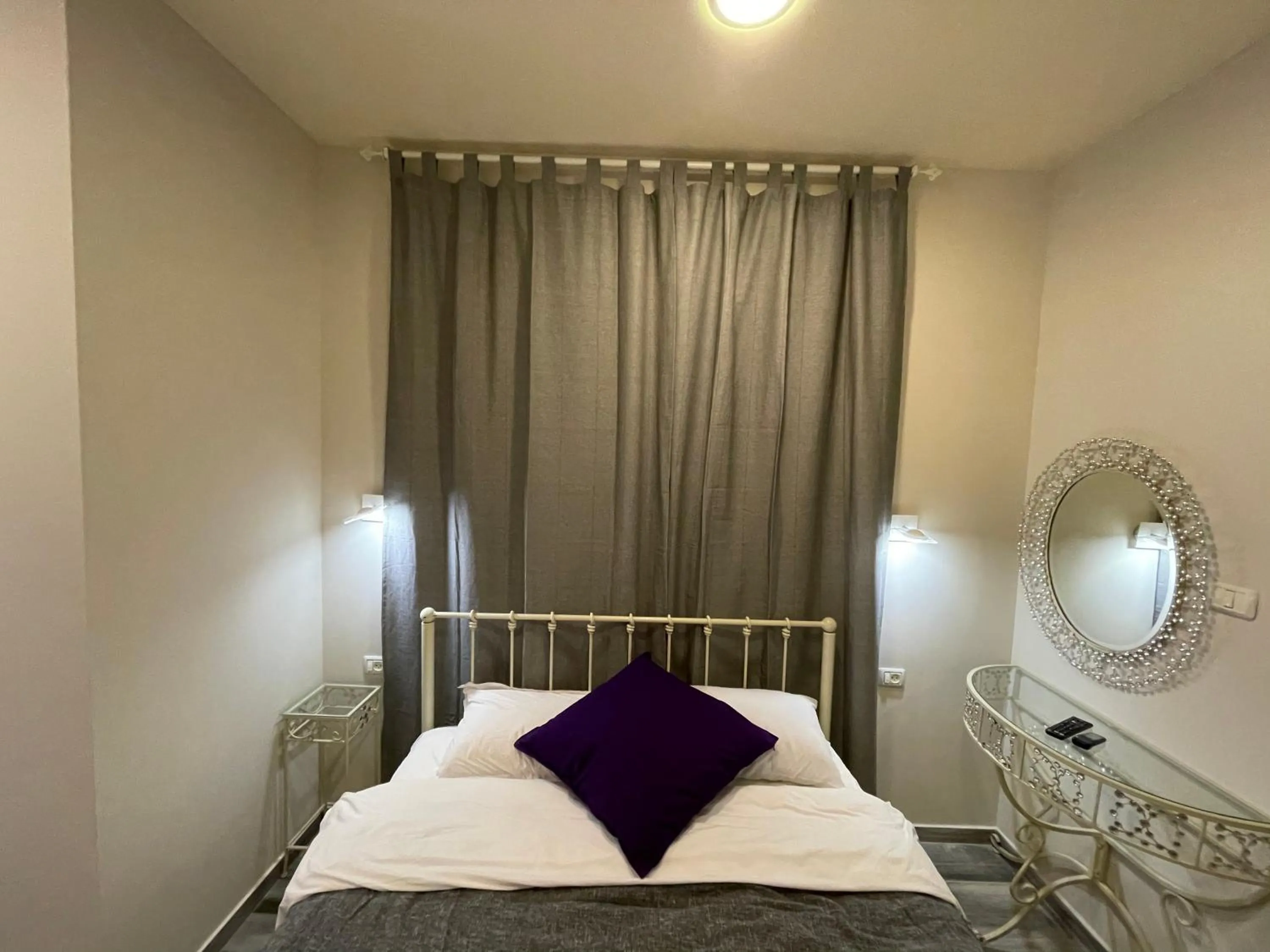 Bed in Puy Villa Roca Tiberias