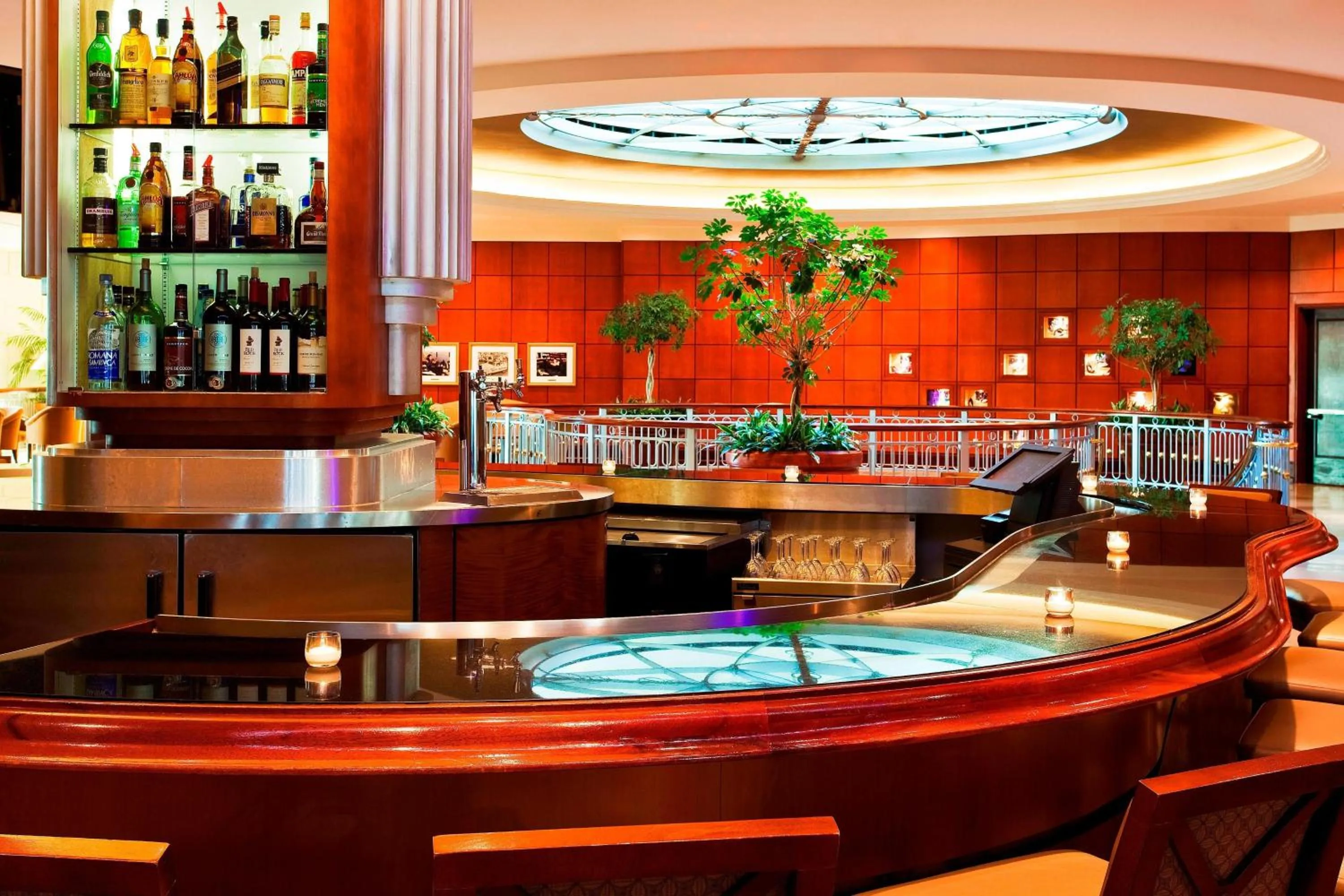 Lounge or bar in Sheraton Atlantic City Convention Center Hotel