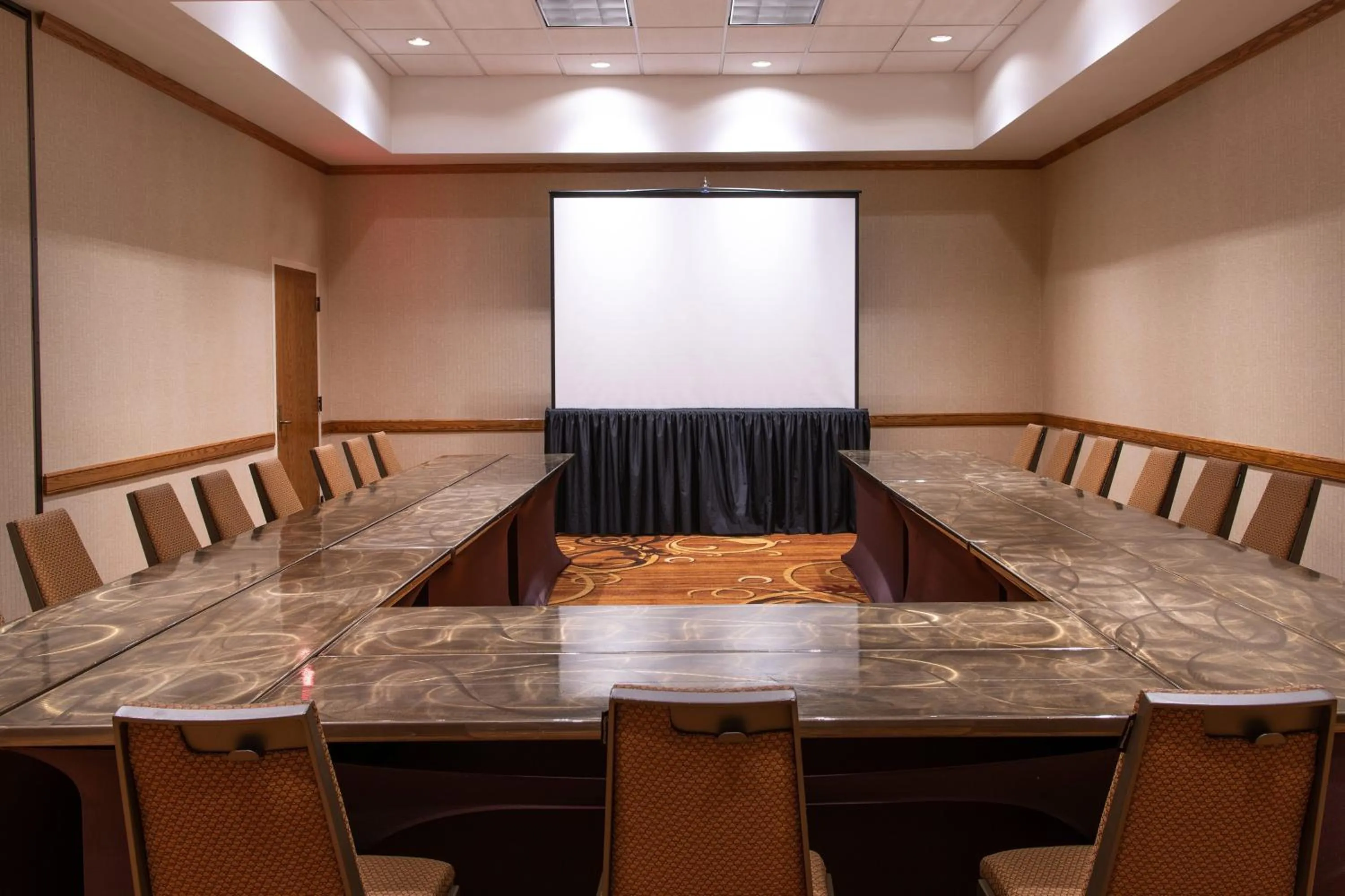 Meeting/conference room in Sheraton Minneapolis West Hotel