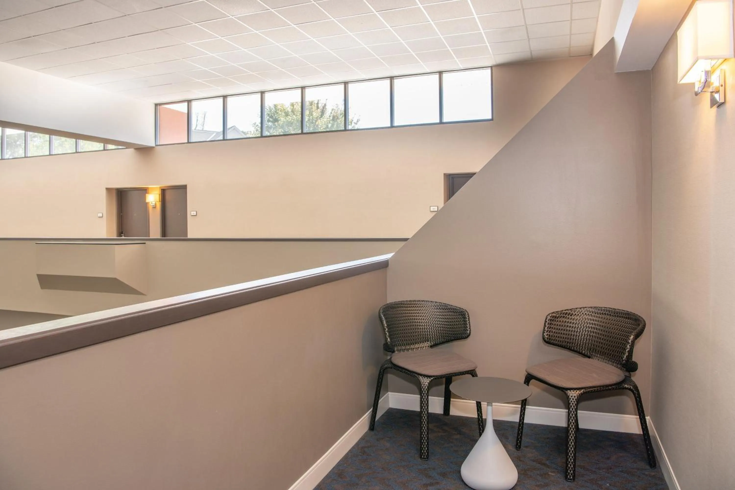 Photo of the whole room in Sheraton Minneapolis West Hotel