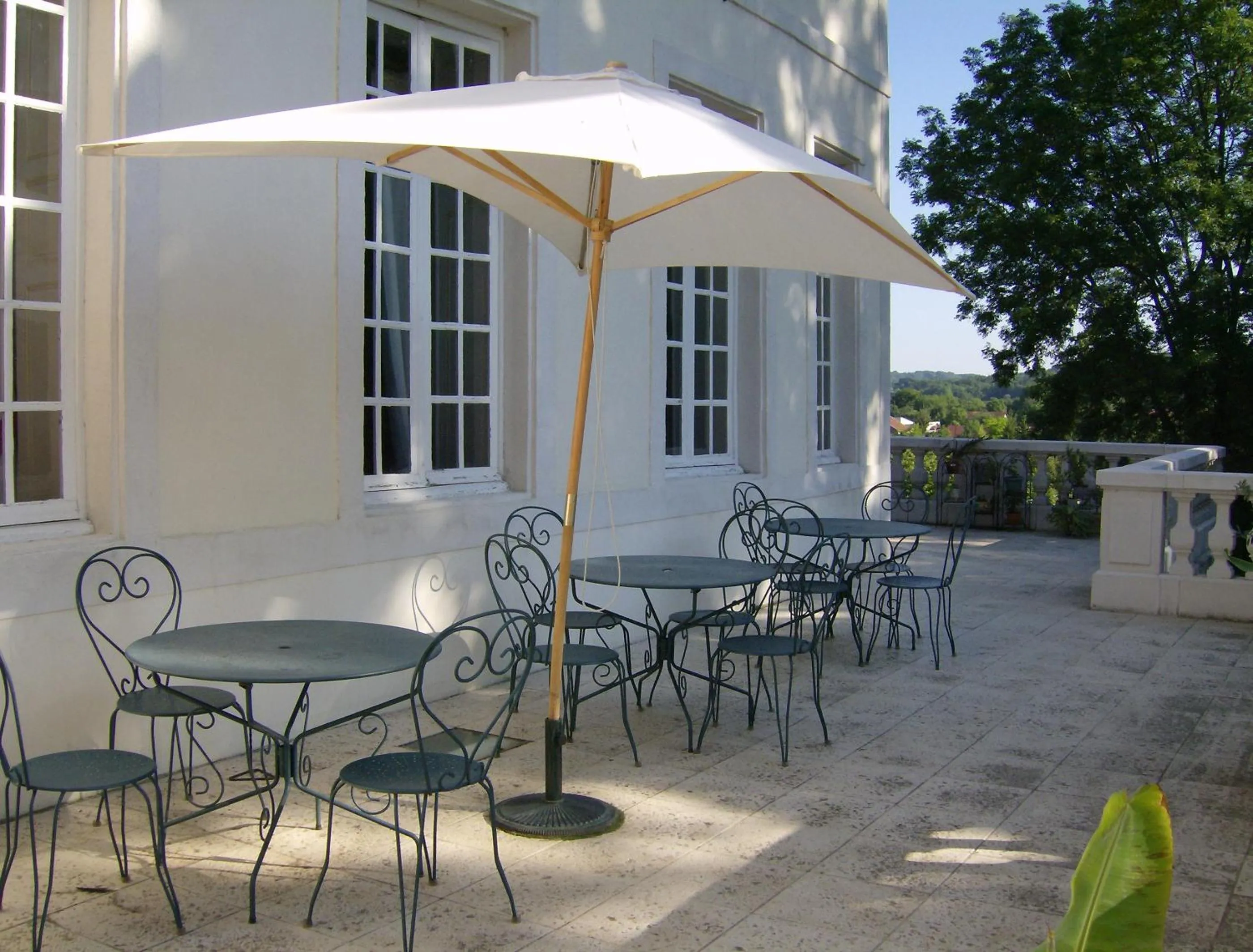 Patio in Le Chateau de Prauthoy