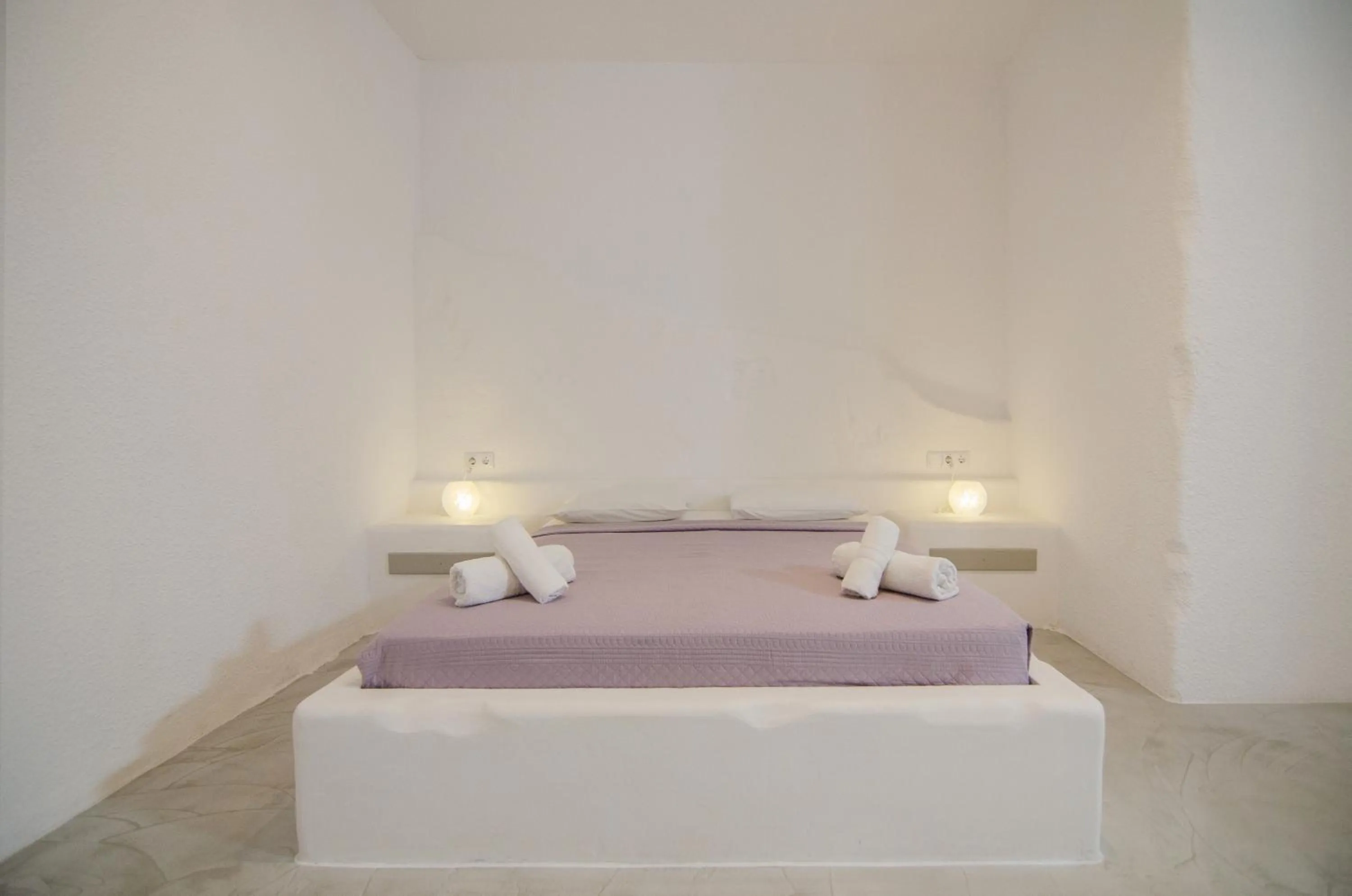 Bedroom, Bed in Sunrise Hotel