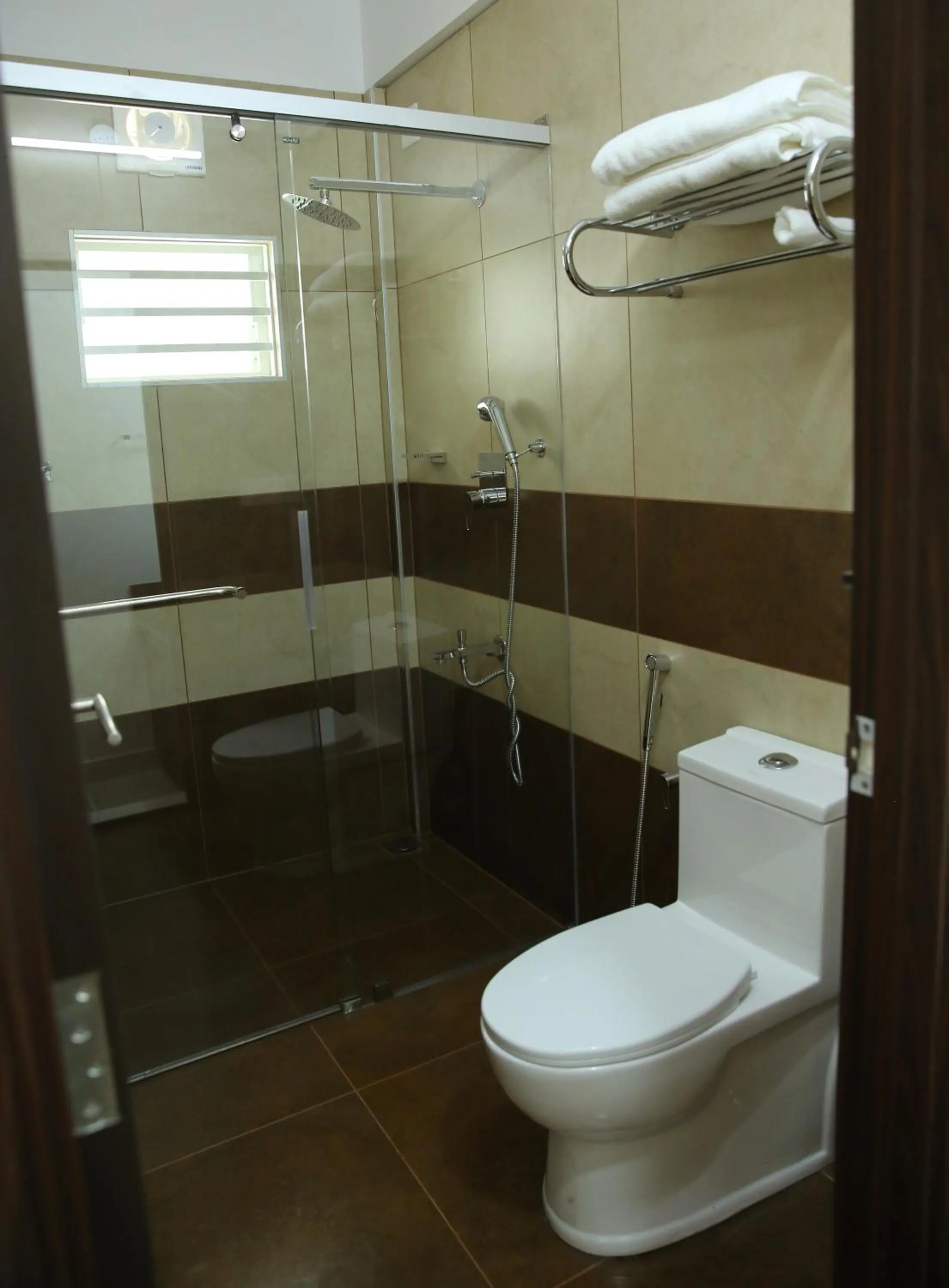 Eden Isle Luxury Service Apartment