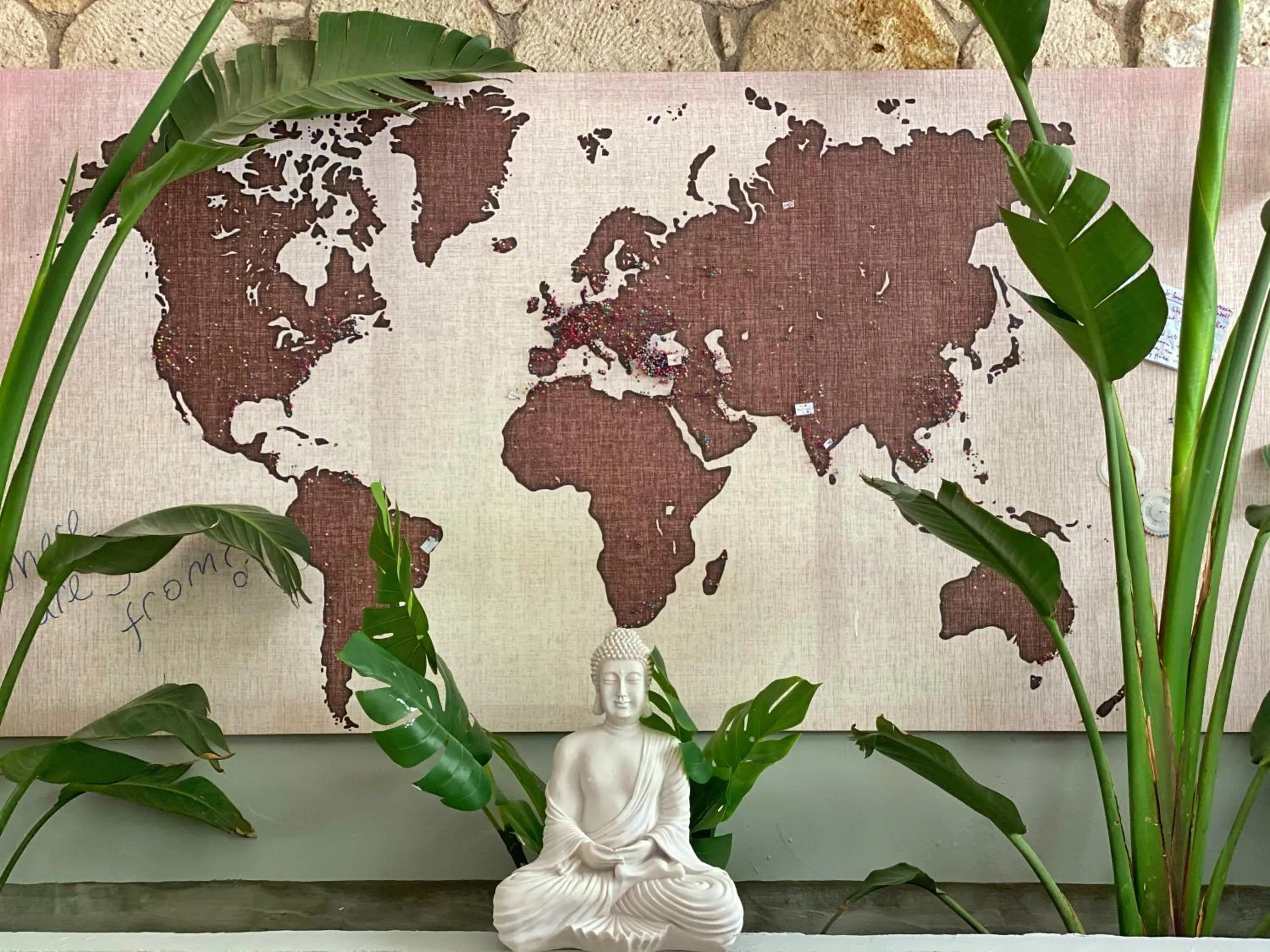 Restaurant/places to eat in Maison d'Azur Alaçatı