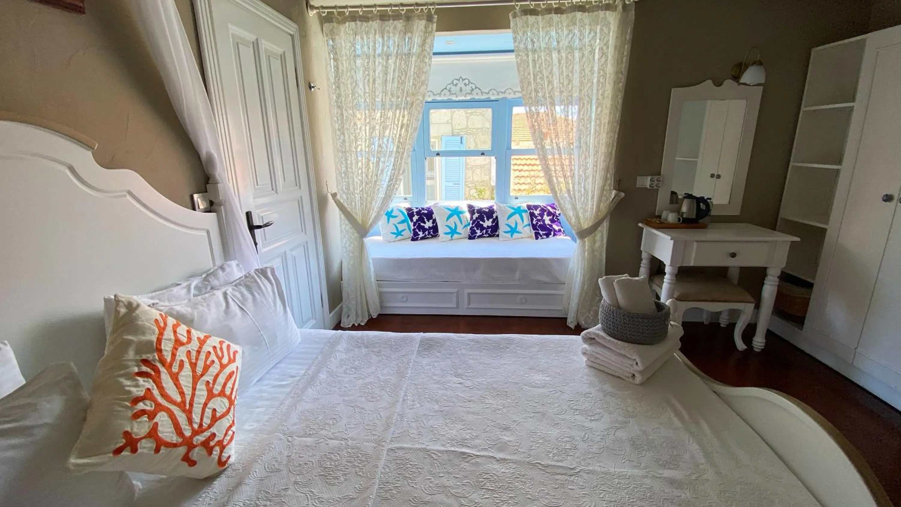 Photo of the whole room, Bed in Maison d'Azur Alaçatı