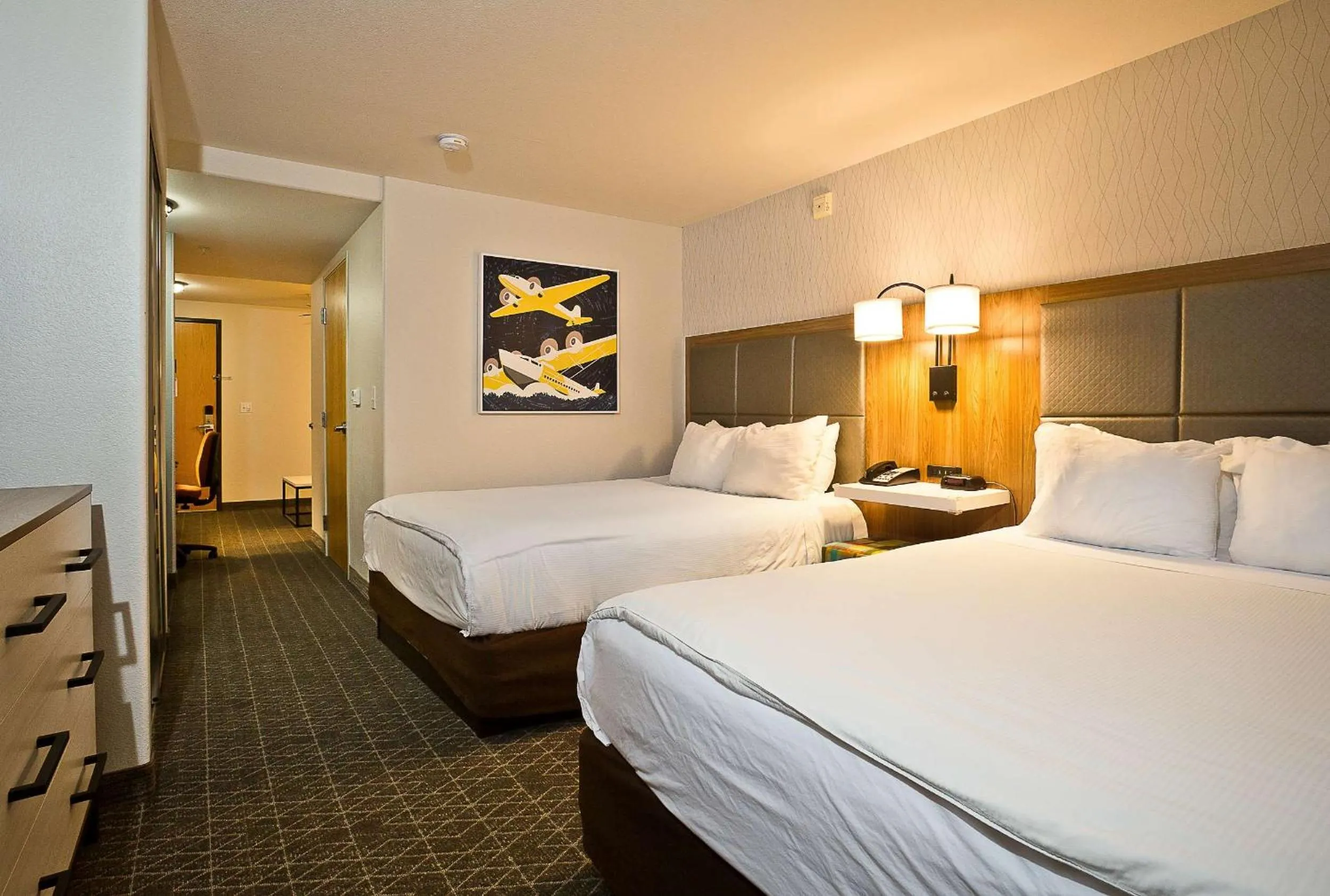 Photo of the whole room, Bed in Hawthorn Suites by Wyndham-Oakland/Alameda