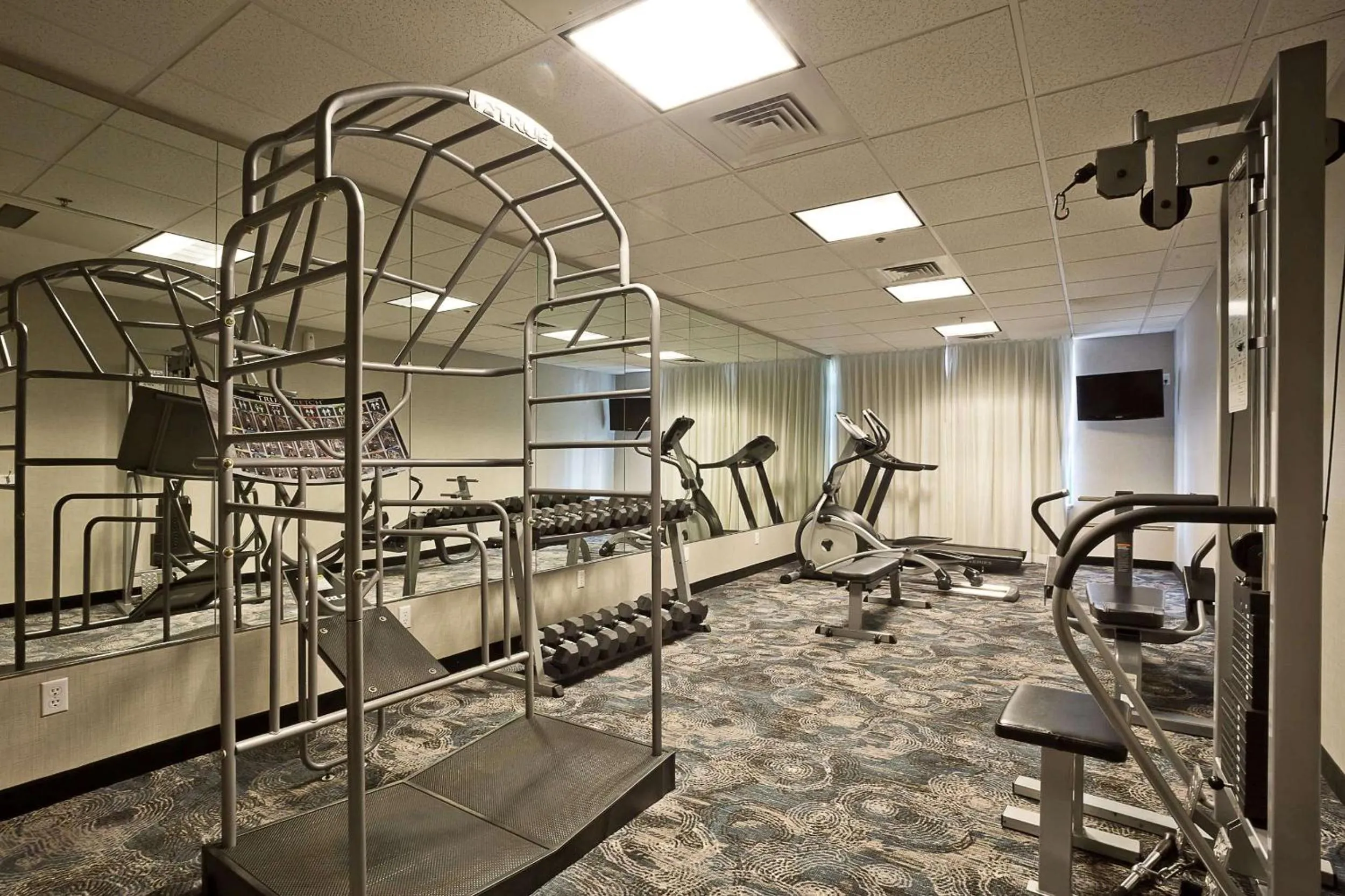 Fitness centre/facilities in Hawthorn Suites by Wyndham-Oakland/Alameda