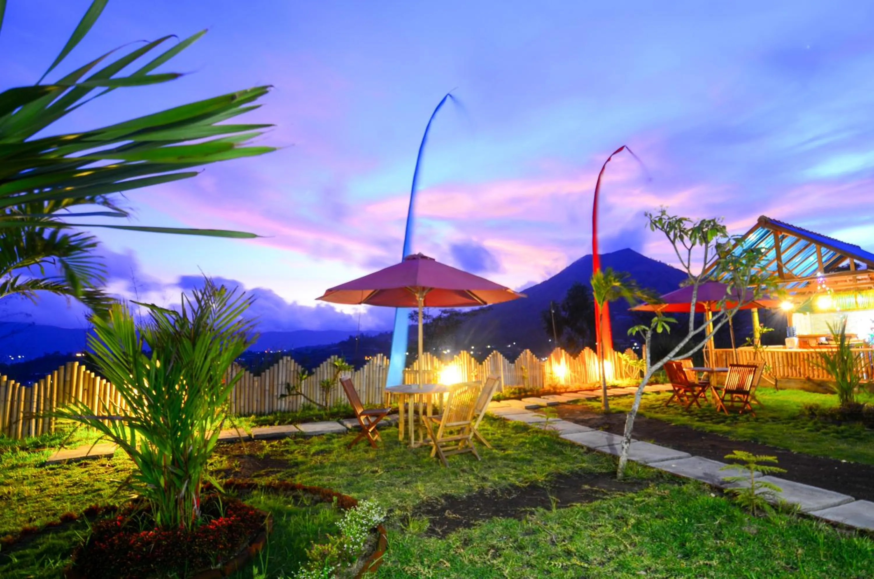 Property building in Volcano Lake View