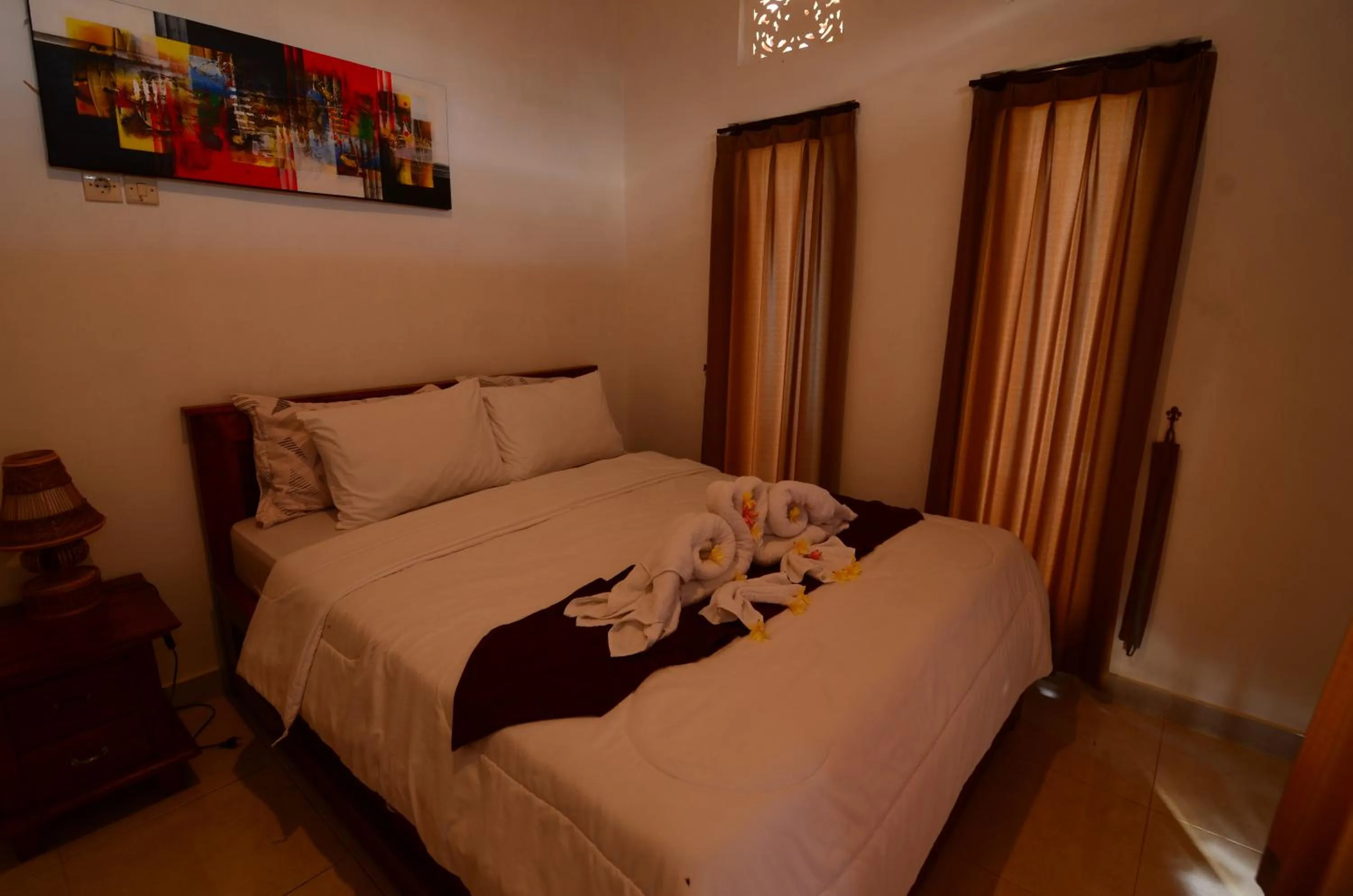 Bed in Volcano Lake View