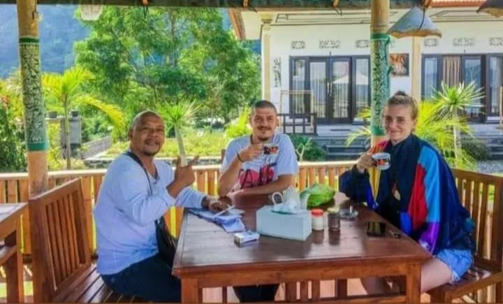 Staff in Volcano Lake View