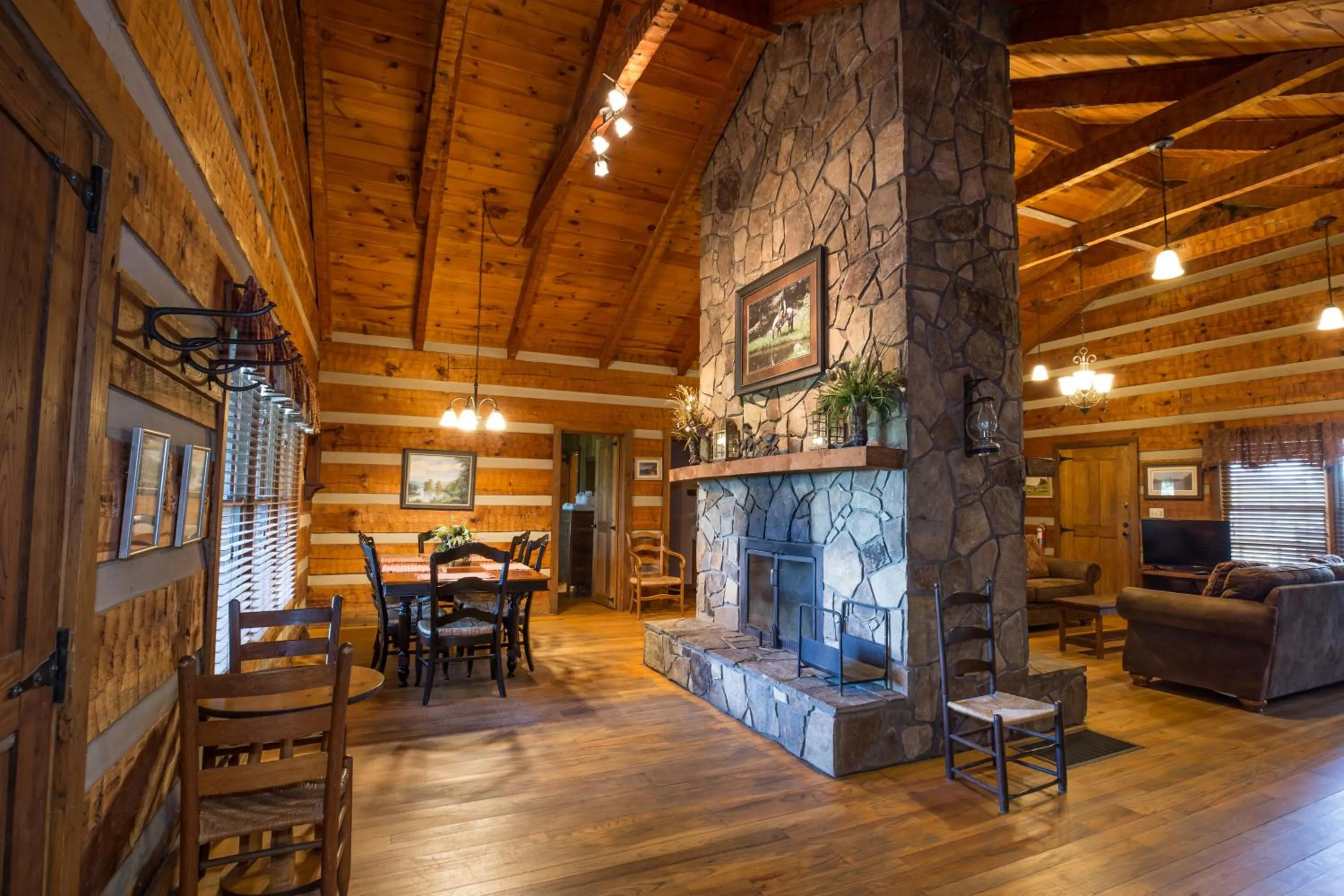 Seating area in Springmaid Mountain Retreat & Stables