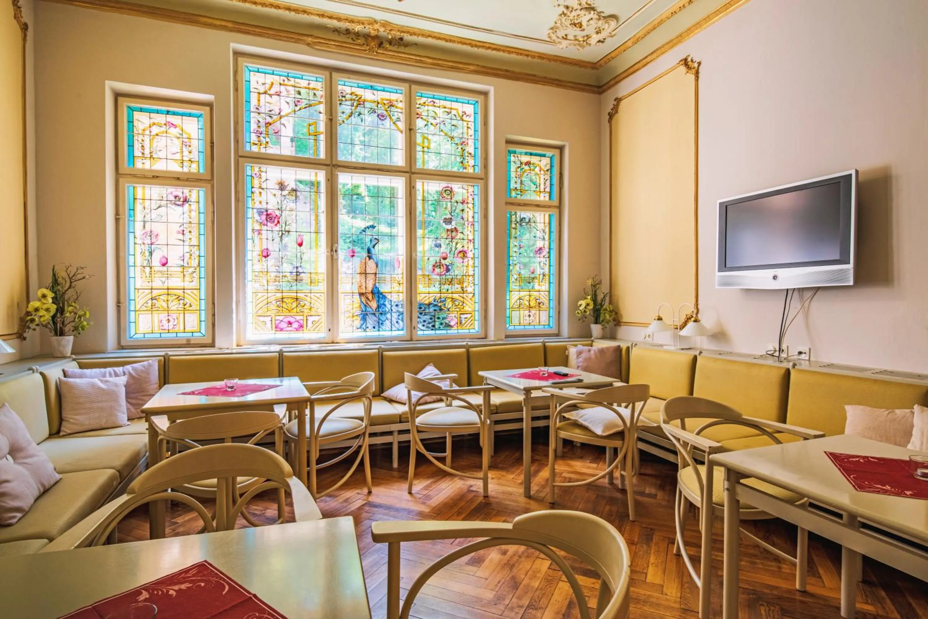 Communal lounge/ TV room in Wildbad Rothenburg