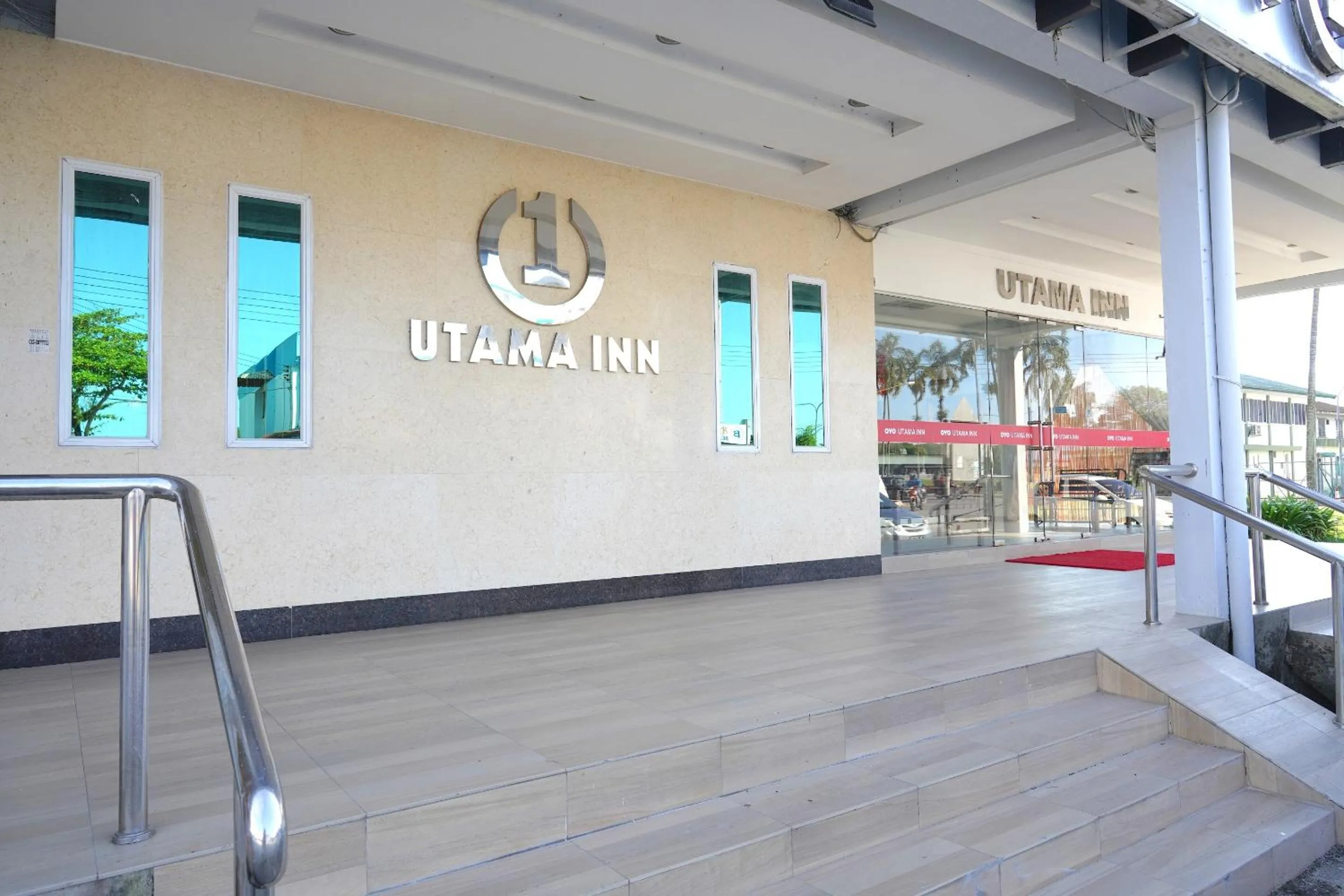 Facade/entrance in Hotel O Utama Inn
