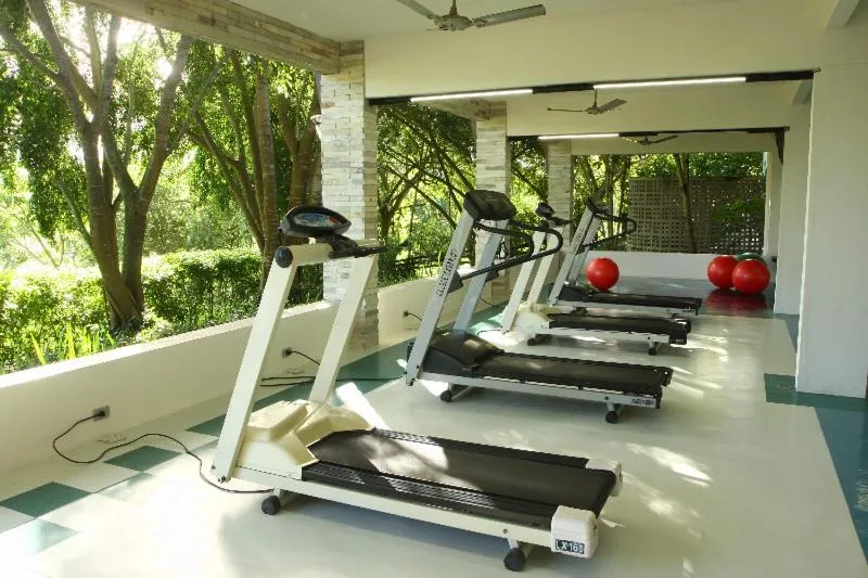 Fitness centre/facilities in Oasis Hotel Spa
