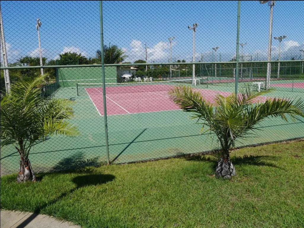 Tennis court in Apartamento Terraco Buganvilias - Reserva Imbassai
